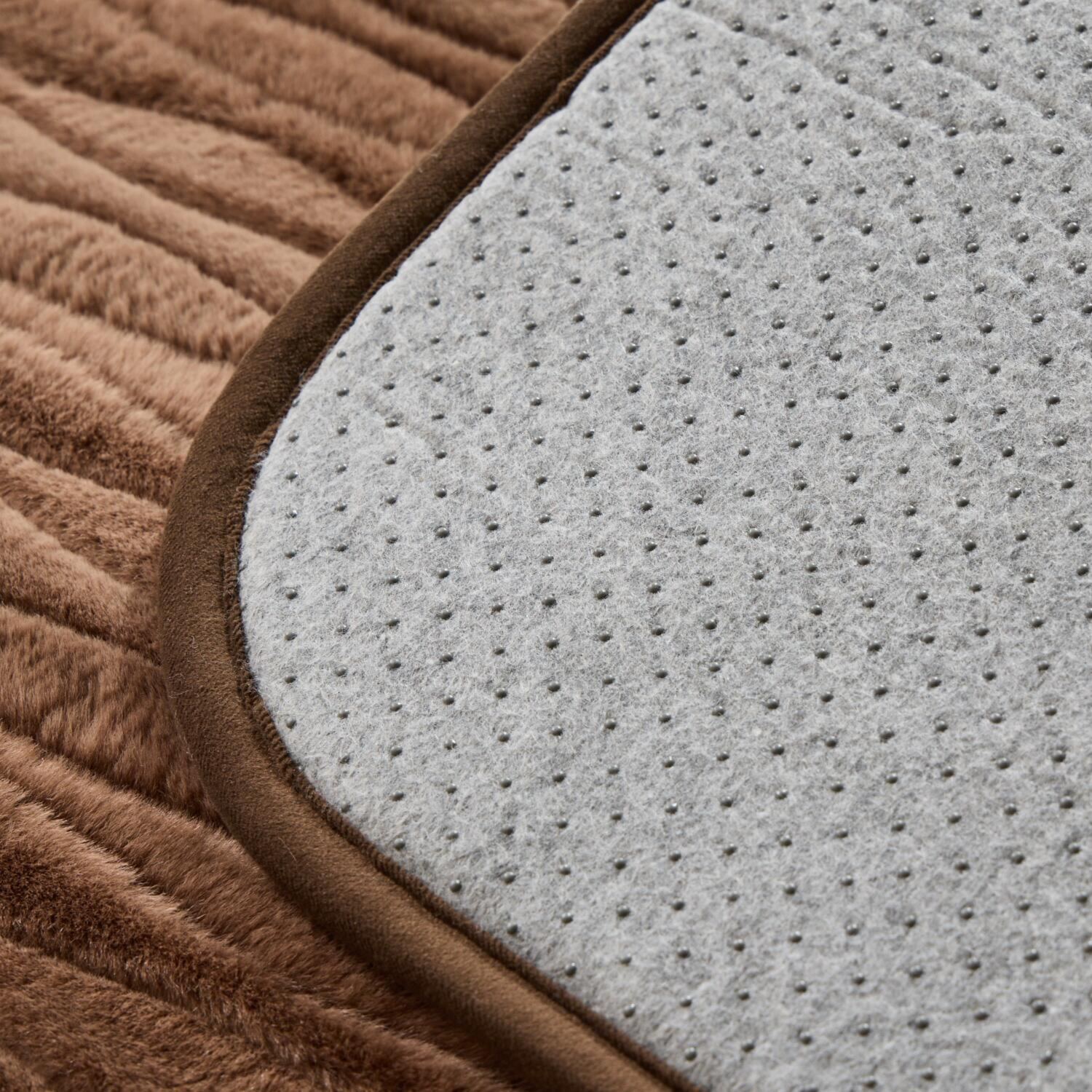 セーブルファータッチ 蓄熱ウレタン入り 足元あったかラグ ＜６５×１７０ｃｍ＞