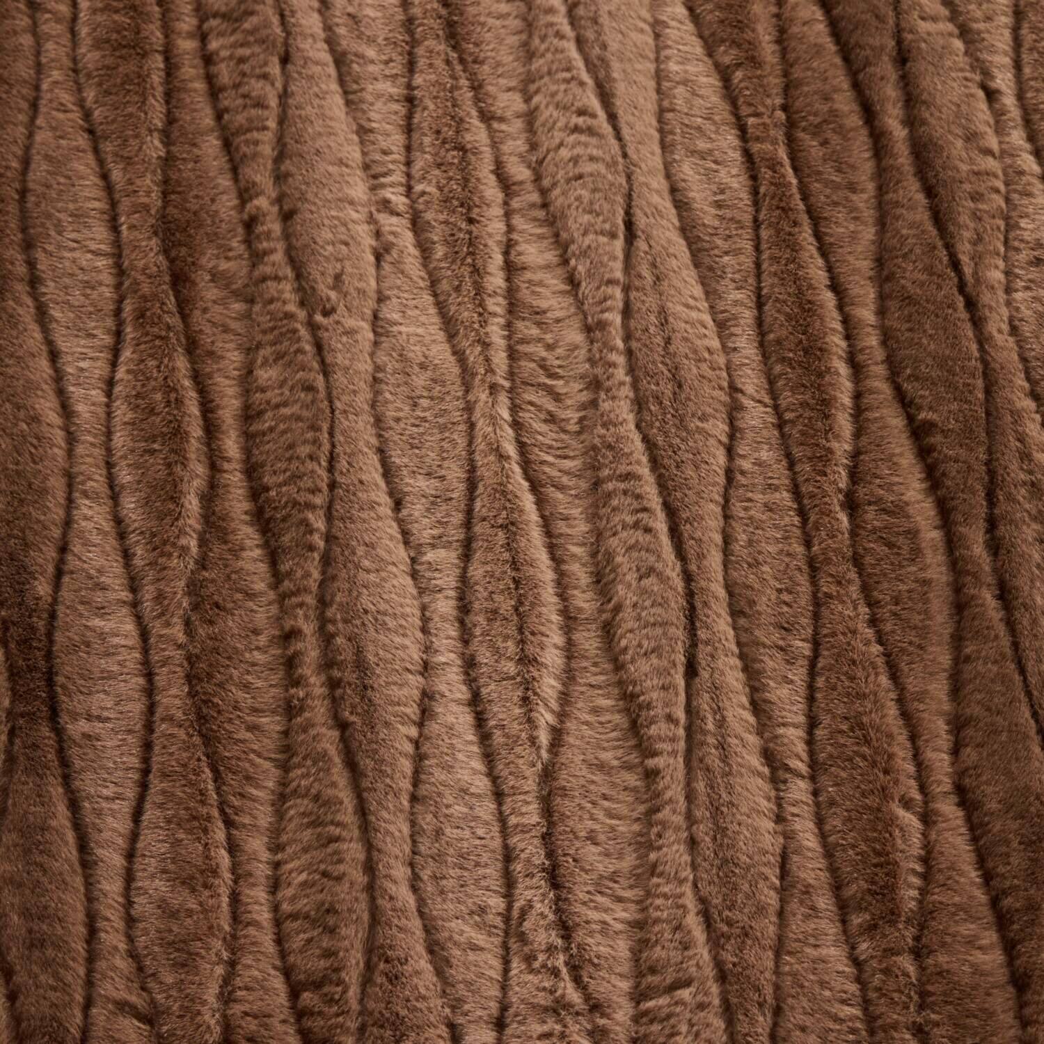 セーブルファータッチ 蓄熱ウレタン入り 足元あったかラグ ＜１３０×１９０ｃｍ＞