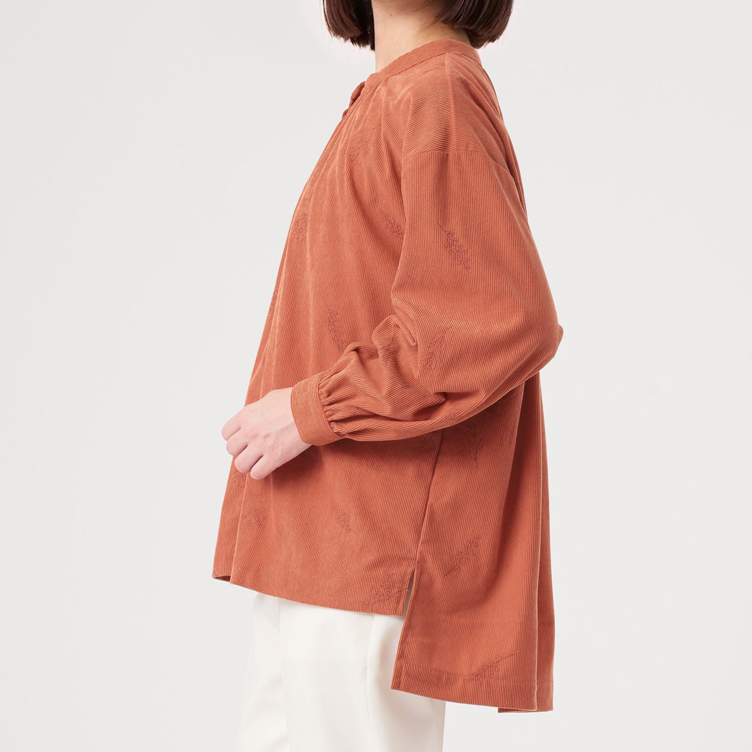 エムエムオー コーデュロイ 刺しゅうブラウス