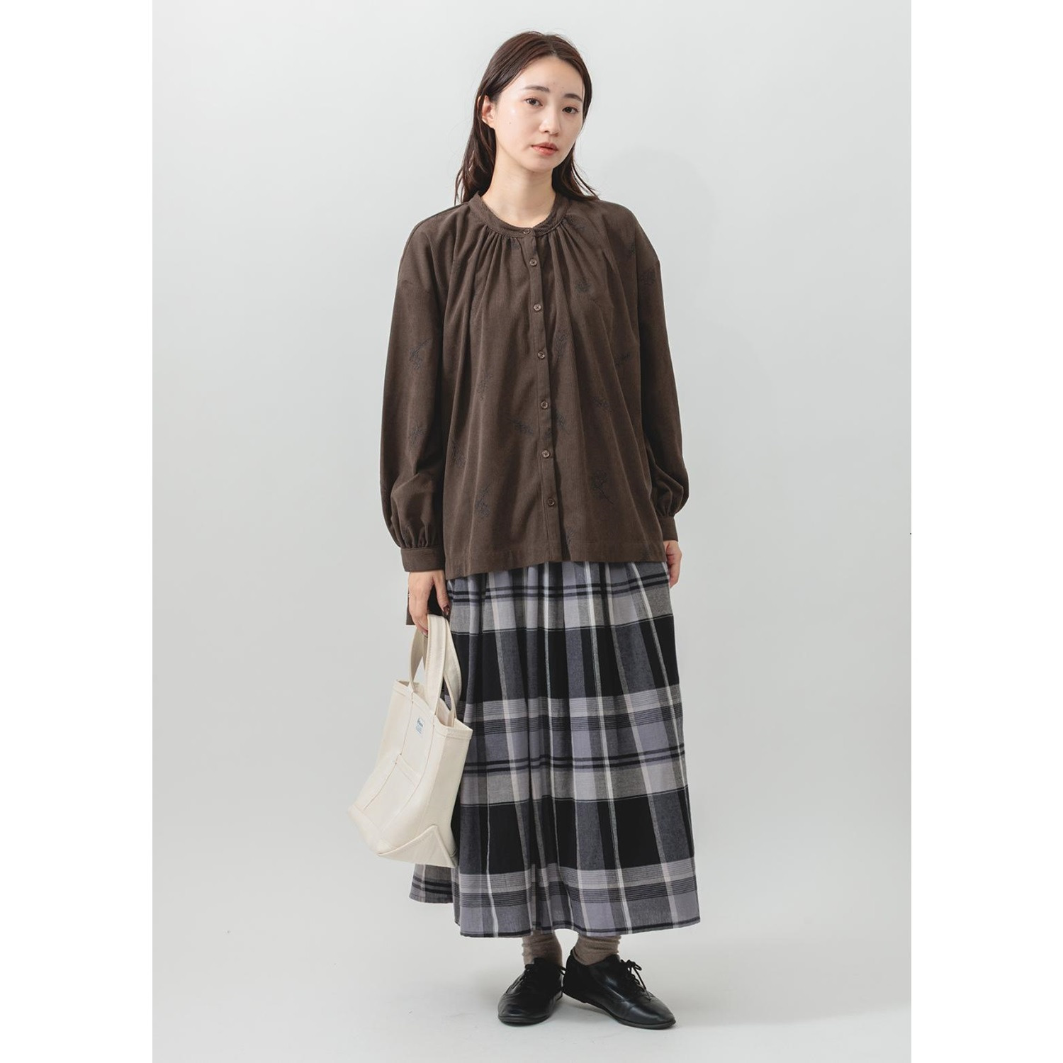 エムエムオー コーデュロイ 刺しゅうブラウス