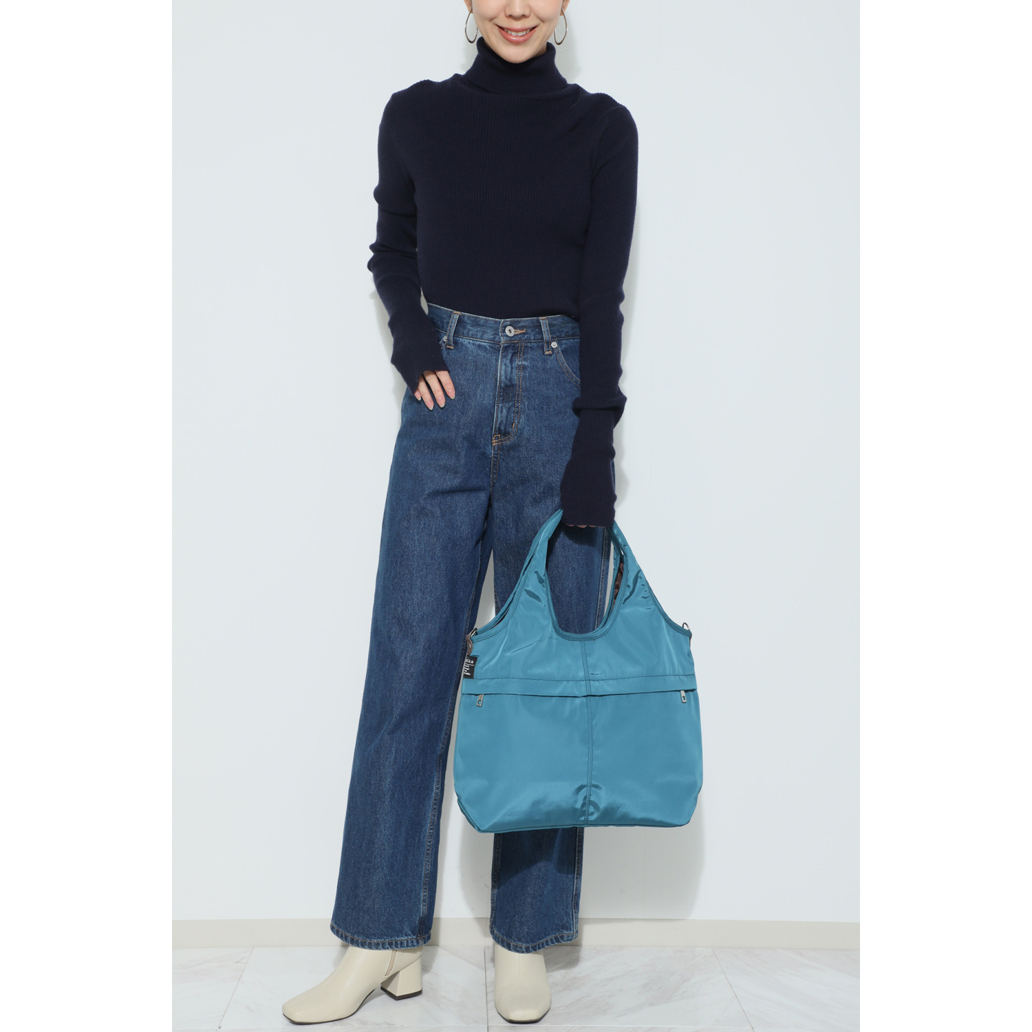 アリステラ 高密度ポリエステル １０ポケット ２ウェイ バルーントートバッグ