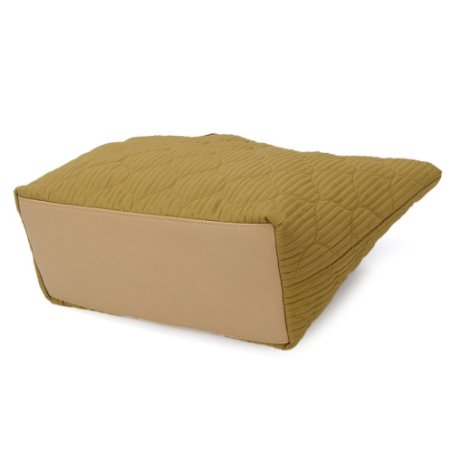 ラルジュ キルト加工 ポーチ付 軽量トートバッグ