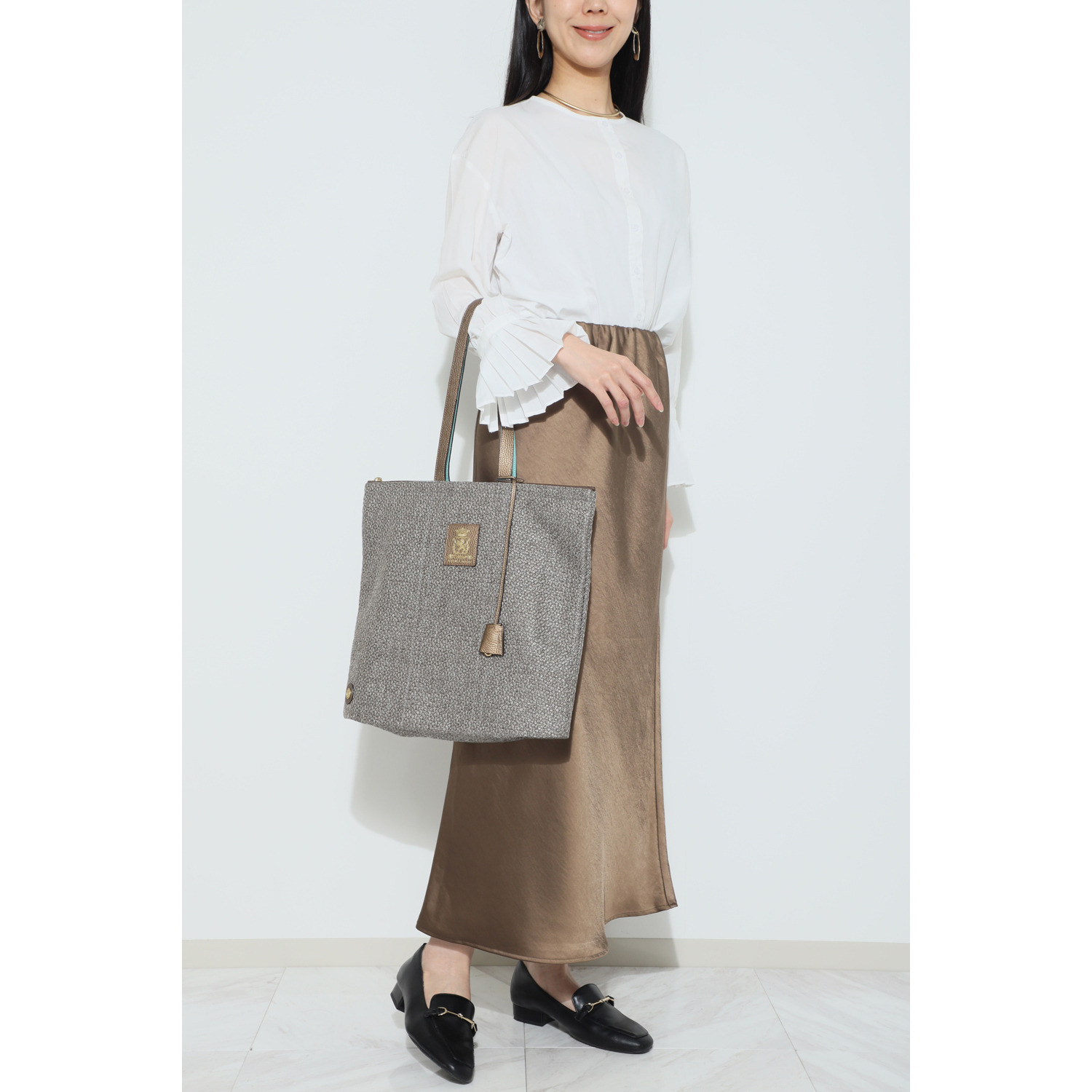 エーディーエムジェイ イタリアンファブリック サブバッグ