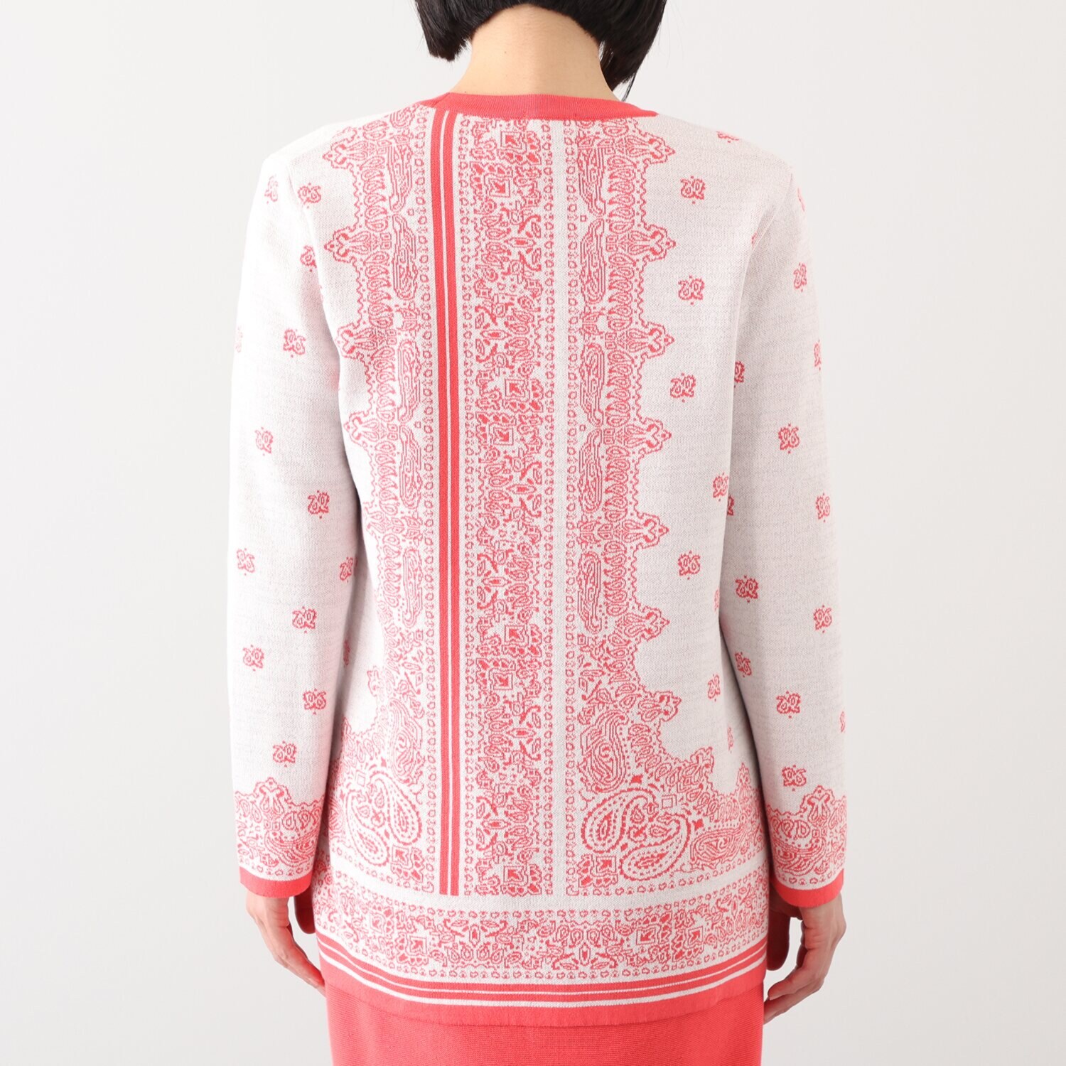 アール　アンド　エム フェルガーナ 日本製　ウズベキスタン産 コットン使用 ジャガード Ｖネックカーディガン