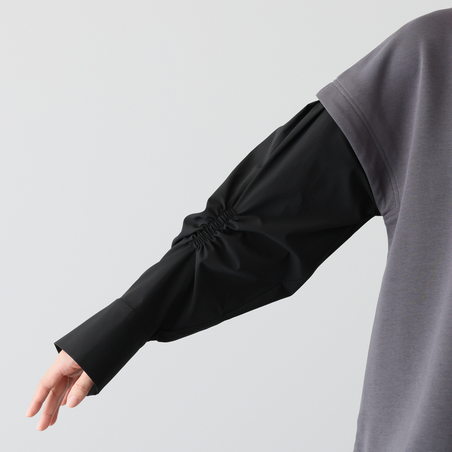 コモエリークローゼット ボリュームスリーブ フェイクレイヤード トップス