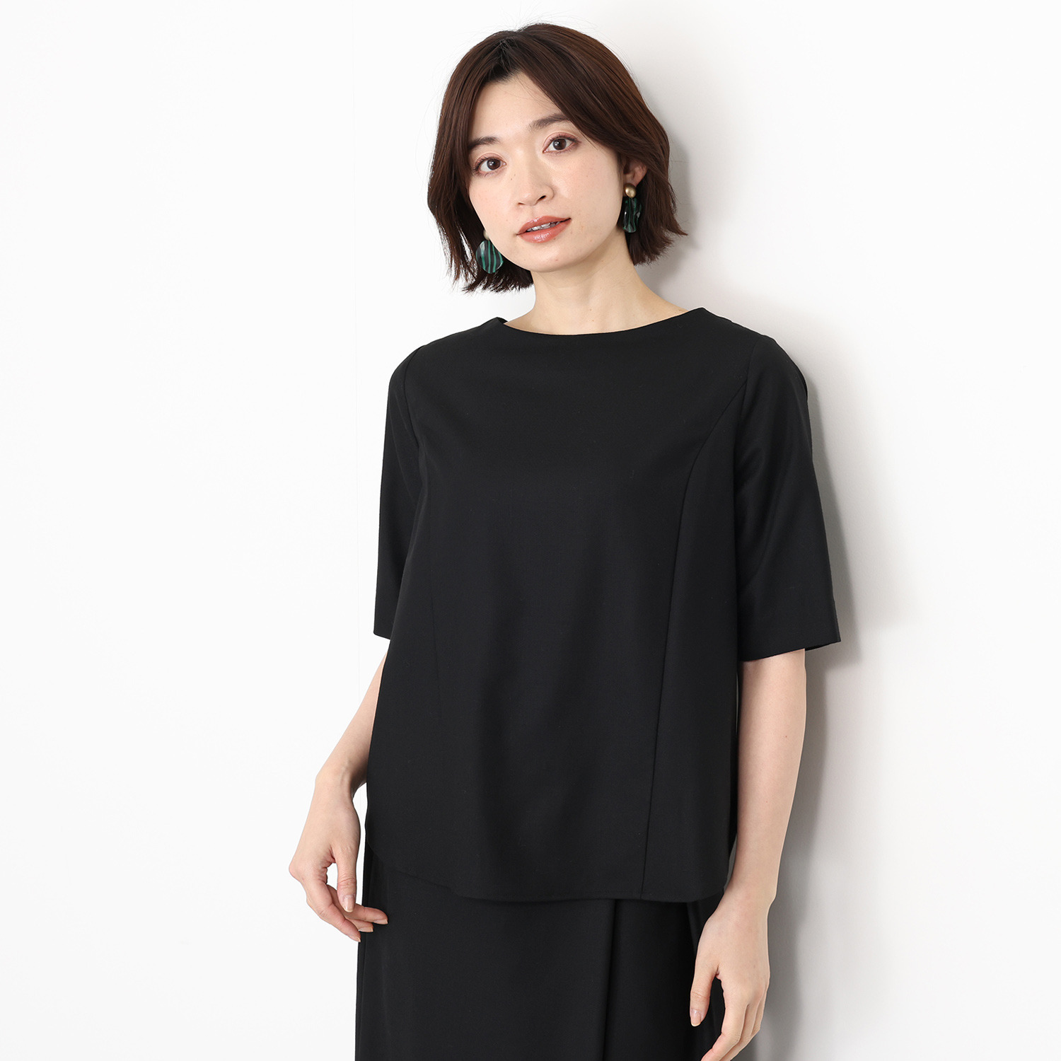 レア　ジェム オールシーズン 上質をまとう ウールトリアセテート混 ２ウェイブラウス