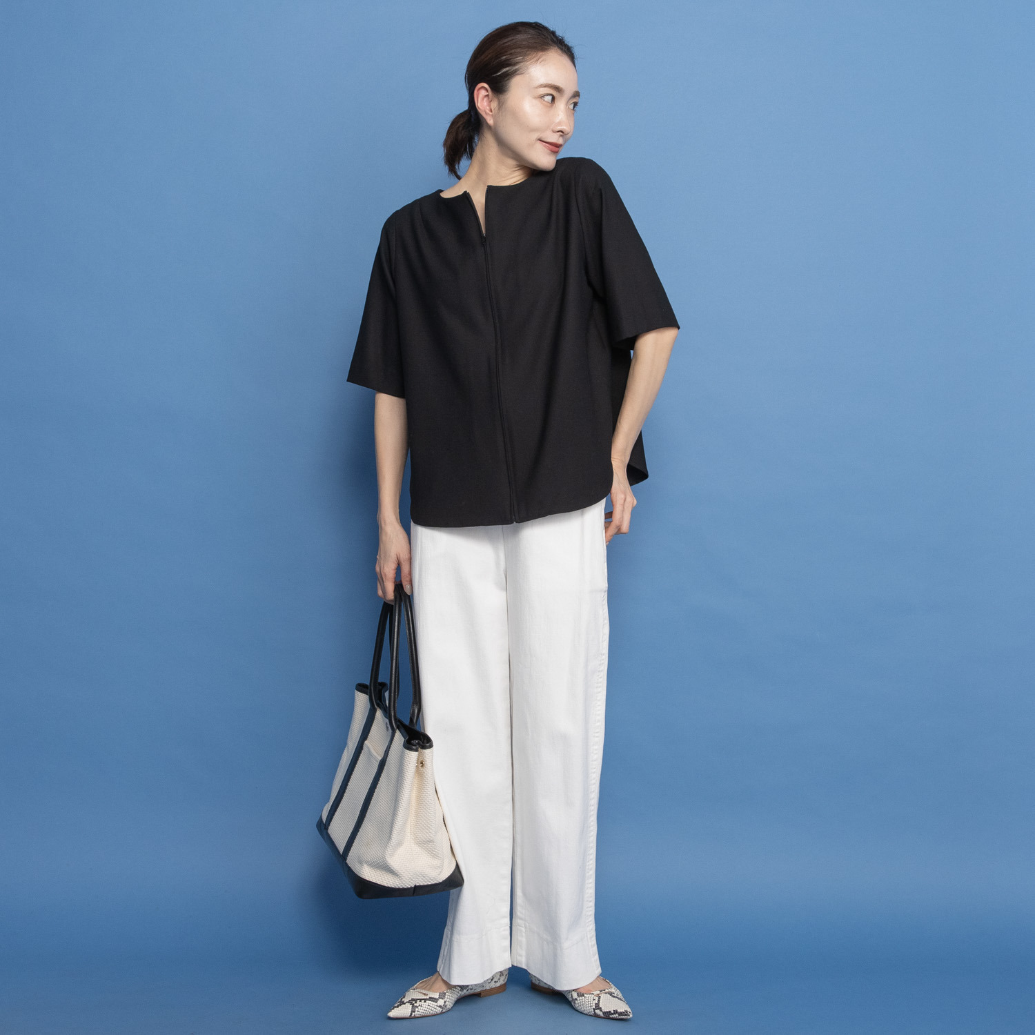 レア　ジェム オールシーズン 上質をまとう ウールトリアセテート混 ２ウェイブラウス