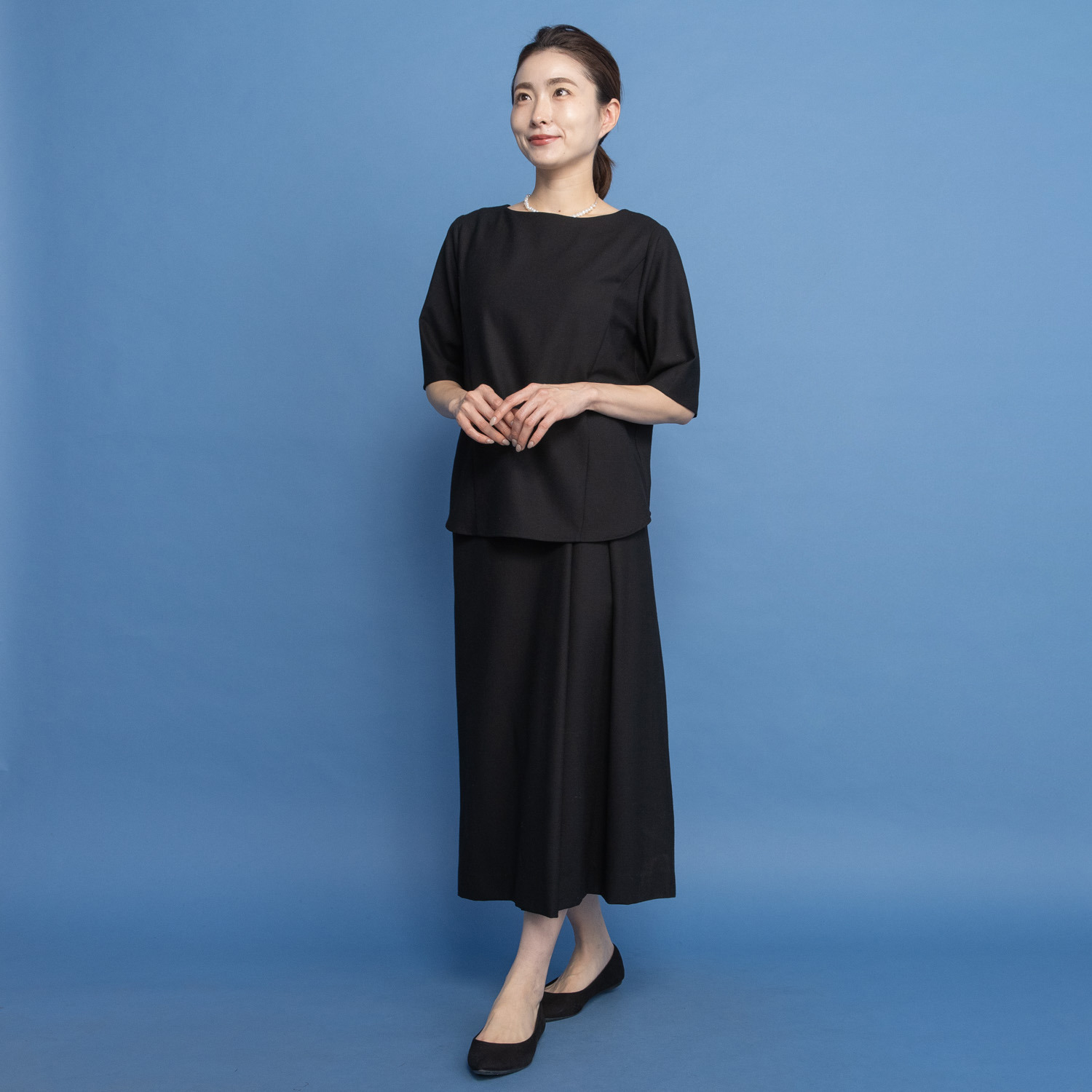 レア　ジェム オールシーズン 上質をまとう ウールトリアセテート混 ２ウェイブラウス