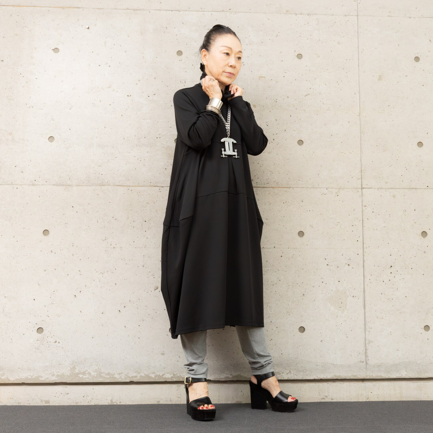 ヒロコ　デシネール 指１本のゆとり マチ付きソフトリブ １２分丈 レギンスパンツ