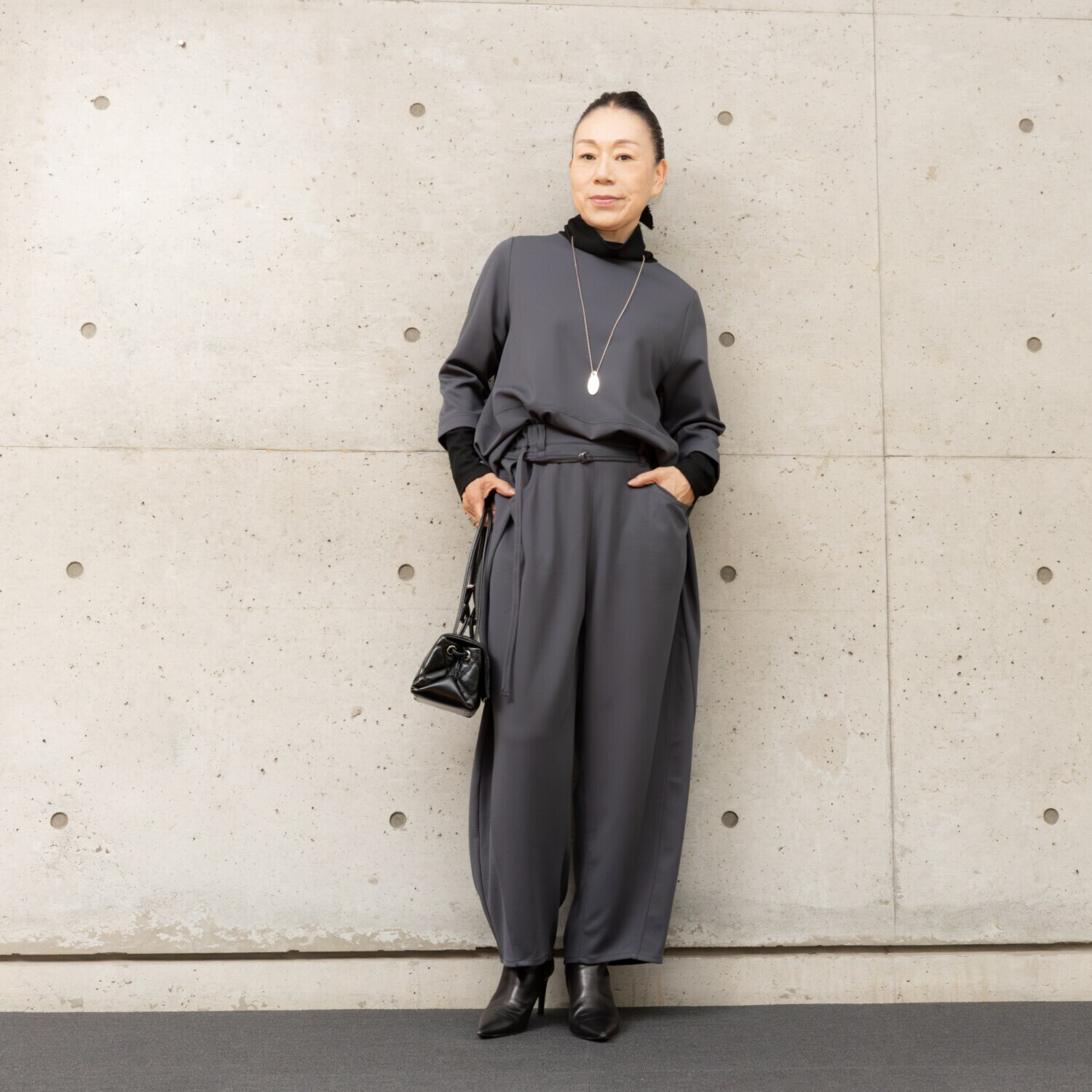 ヒロコ　デシネール リブタートル＆リブ袖 コーディネイト風 バレルシルエット プルオーバー