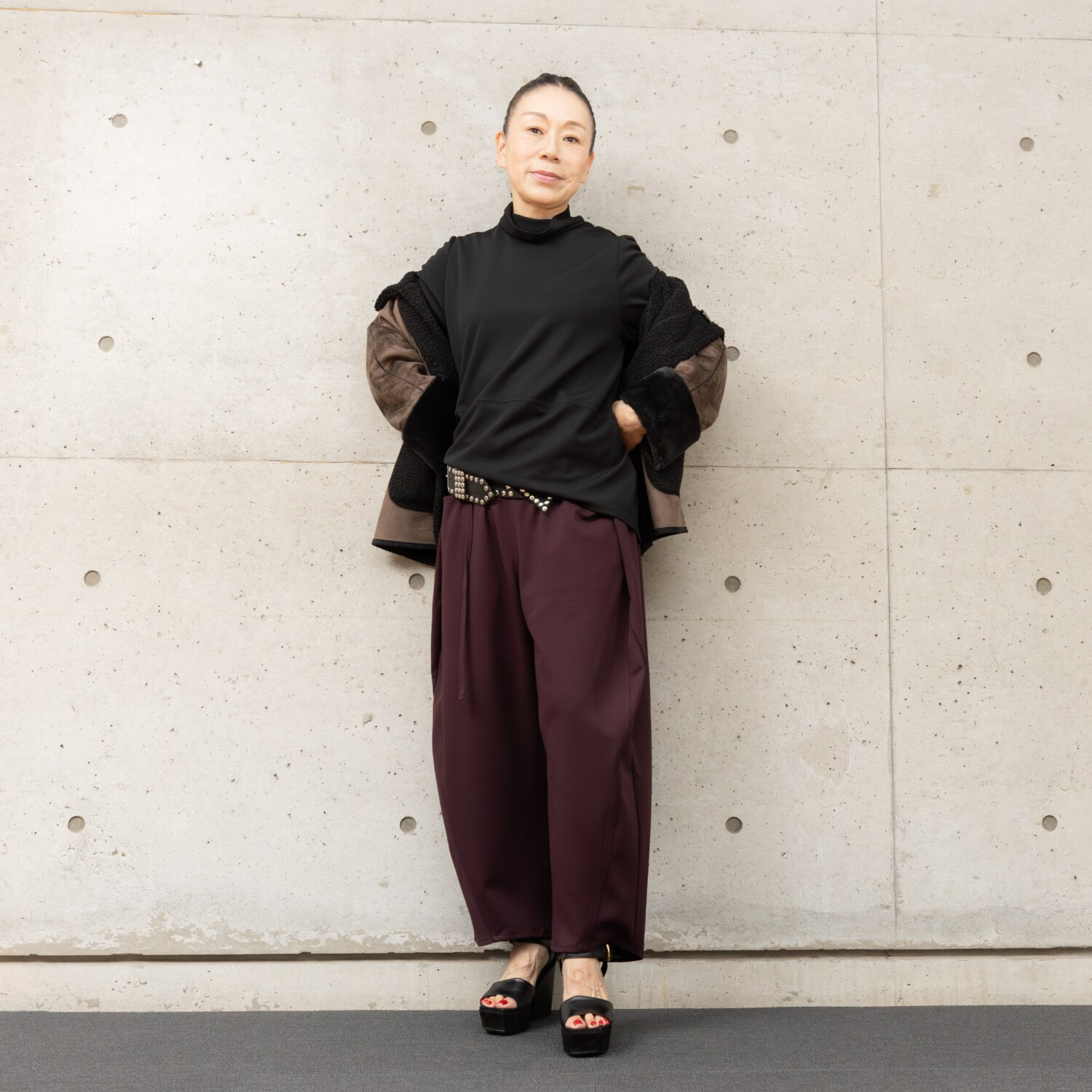 ヒロコ　デシネール ちょこっとモード ソフトバレルシルエット パンツ