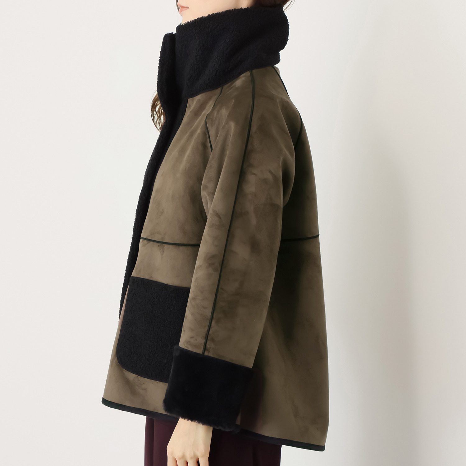 ヒロコ　デシネール ボア＆フェイクファー オフハイネック リバーシブル仕立て Ａラインジャケット