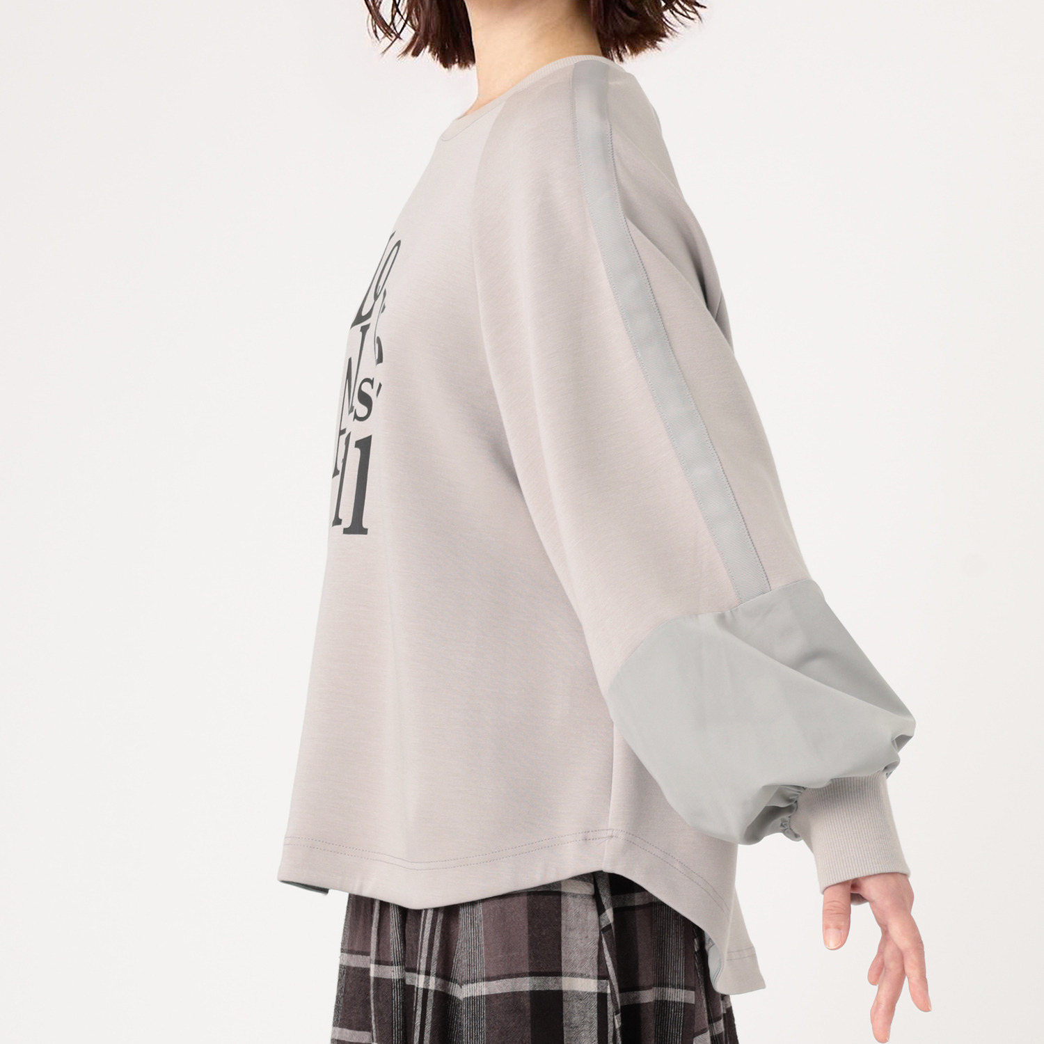 ダジュール ロゴプリントデザイン プルオーバー