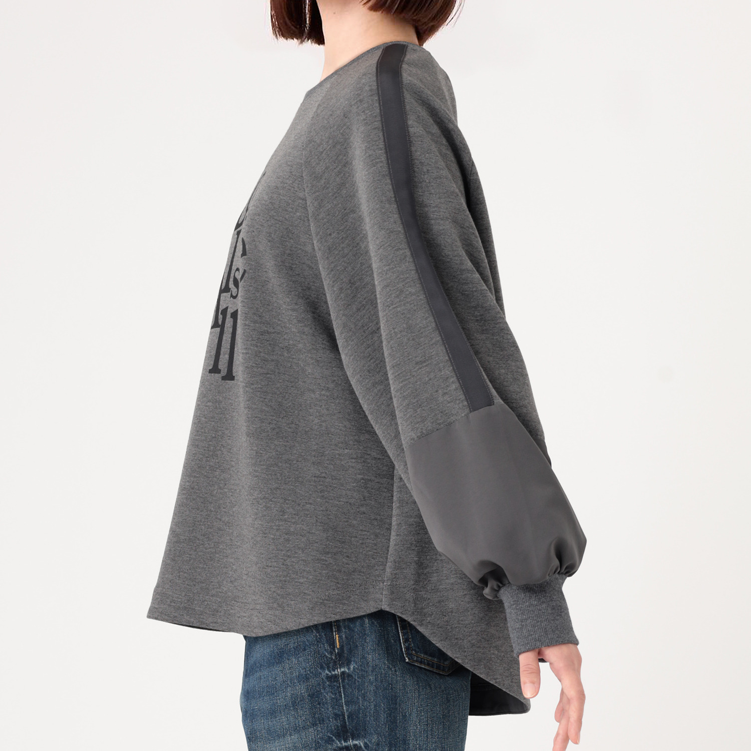 ダジュール ロゴプリントデザイン プルオーバー