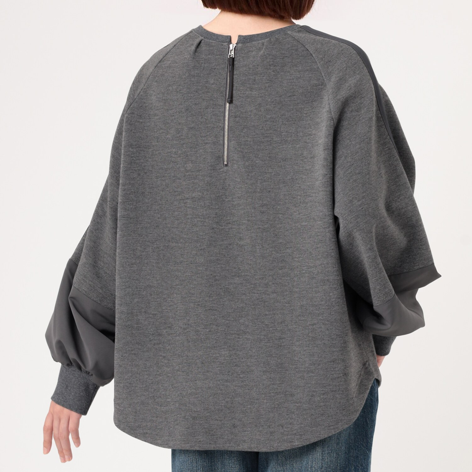 ダジュール ロゴプリントデザイン プルオーバー