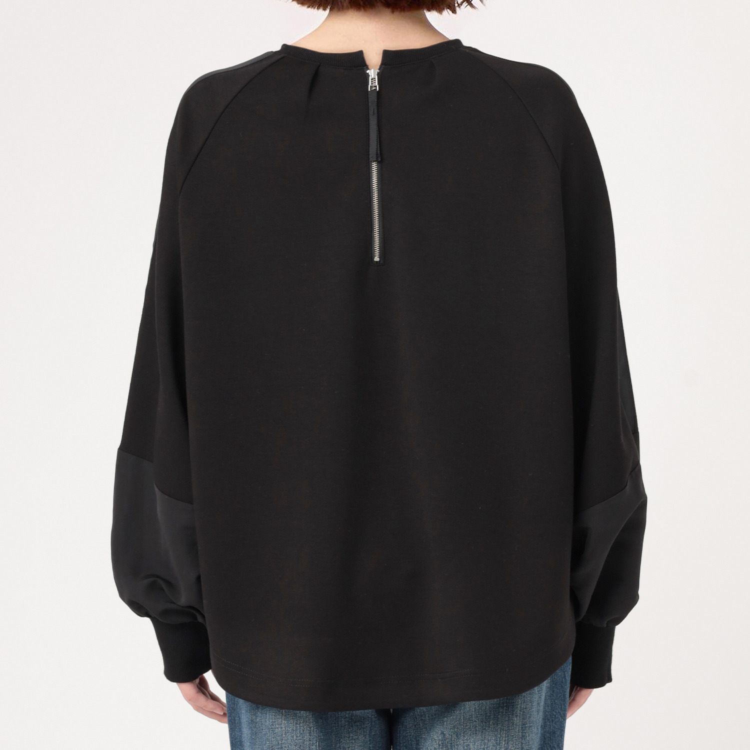 ダジュール ロゴプリントデザイン プルオーバー