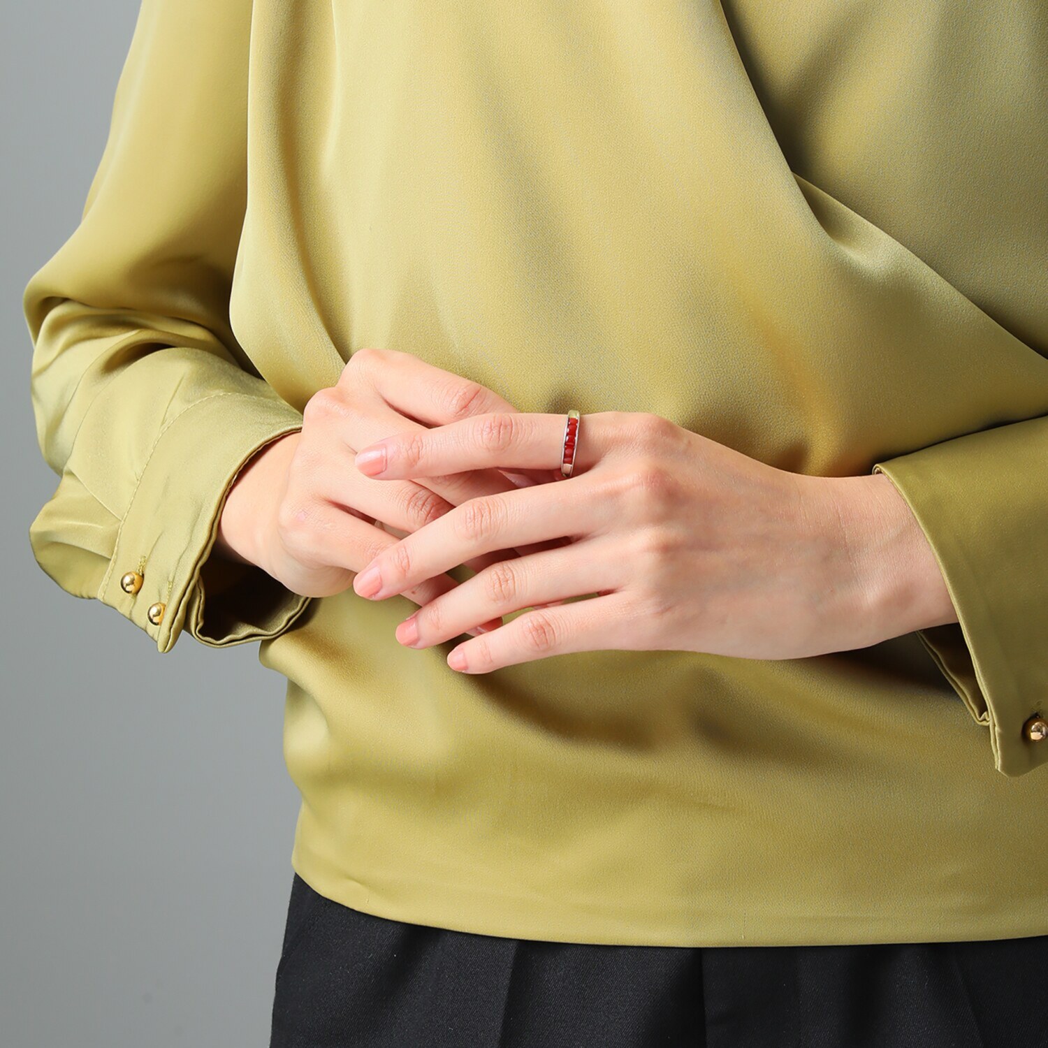 香瑚 プラチナ９００ 高知県産血赤珊瑚 スクエアライン リング