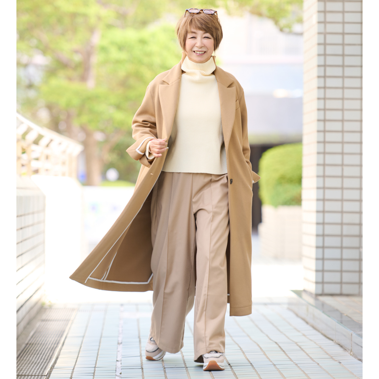 ウノ・ウノ・ドゥーエ コーディネイトを華やかに ブロック配色 両Ａ面ハイネック ニットプルオーバー