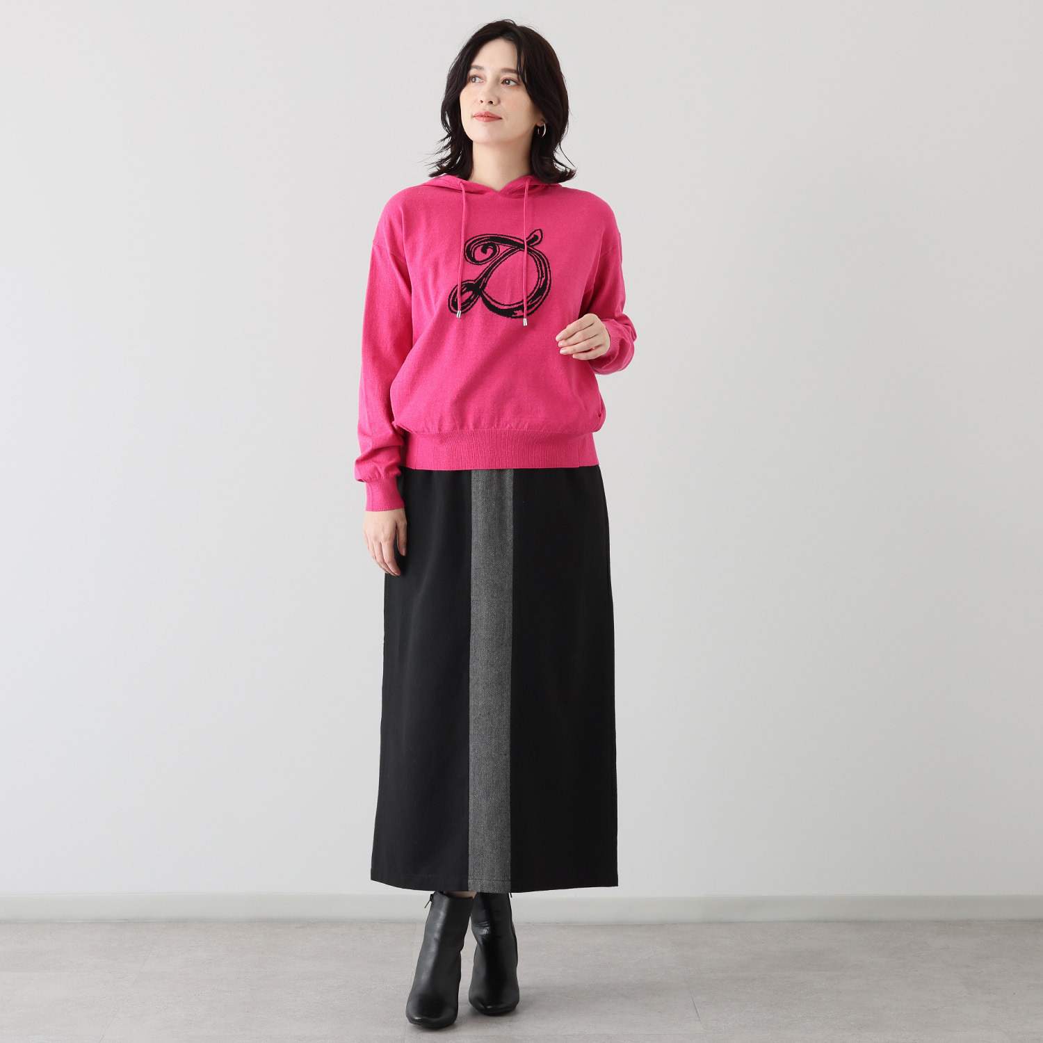 ウノ・ウノ・ドゥーエ ラインアクセントスカート