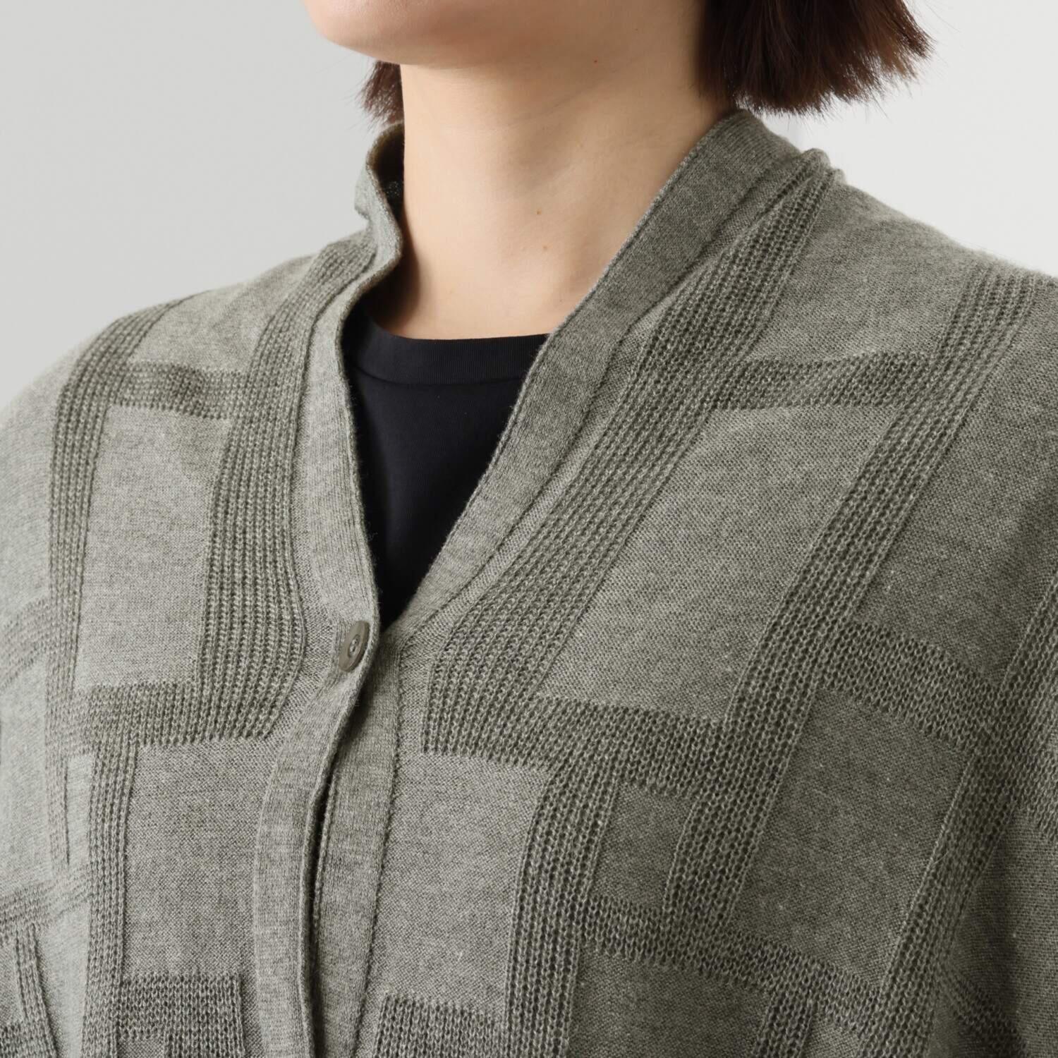 ヨシヨシ バイ　ピージェイ オーバーサイズシルエット 異素材切替 デザインカーディガン