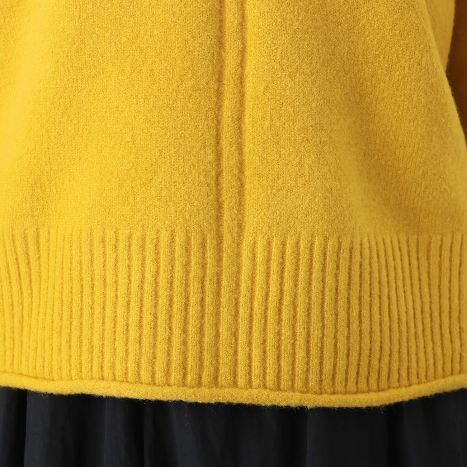 コイビトミサキ 配色ライン ハイネック ニットプルオーバー