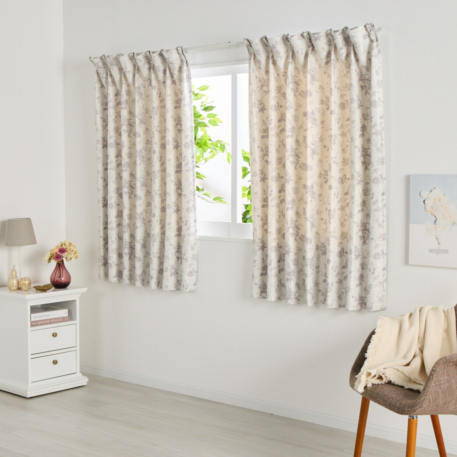 エコファイン 保温＆ＵＶカット ドレーププリント花柄 厚地カーテン２枚組 ＜１００×１３５ｃｍ＞