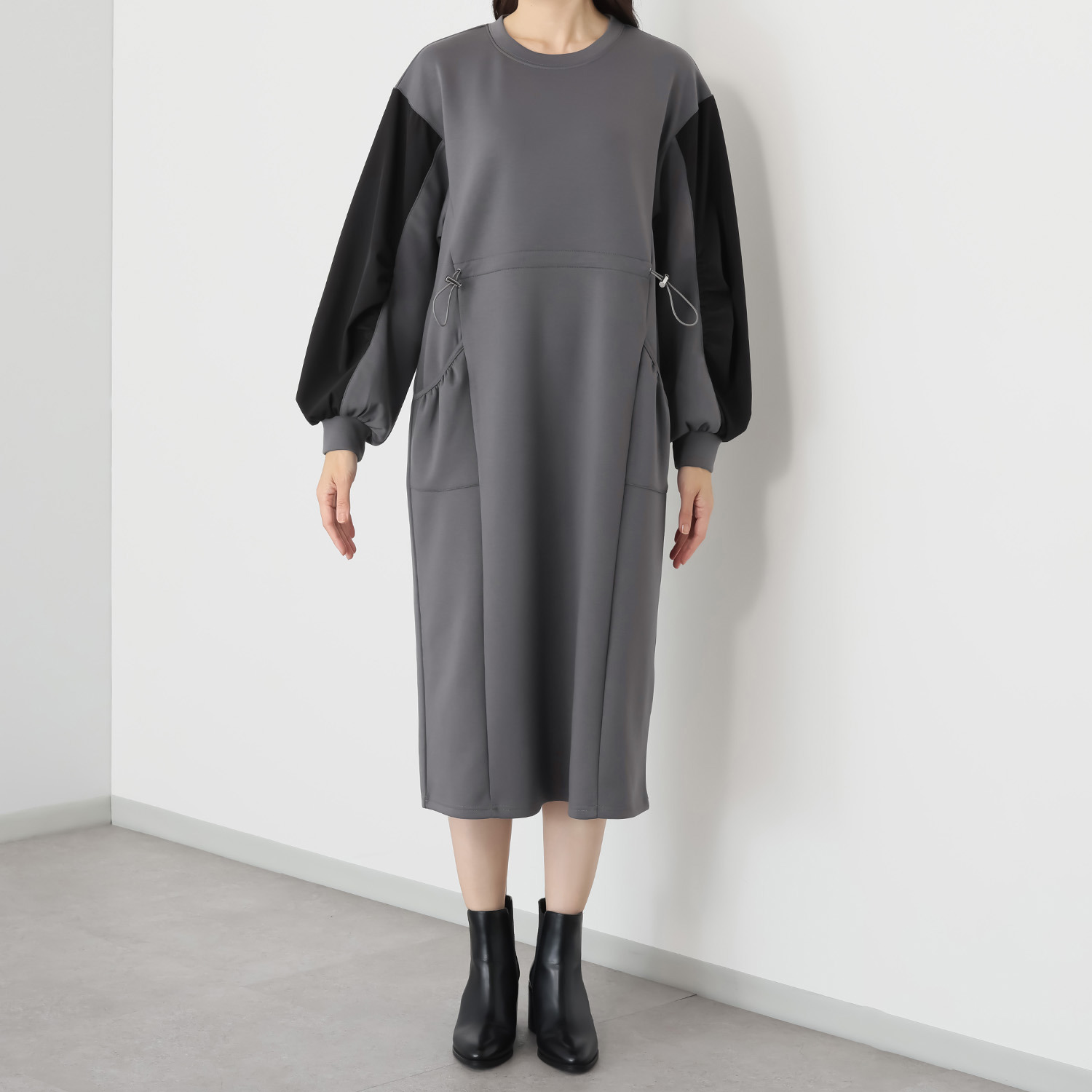 フェアリア　ビス 異素材ドッキング ワンピース