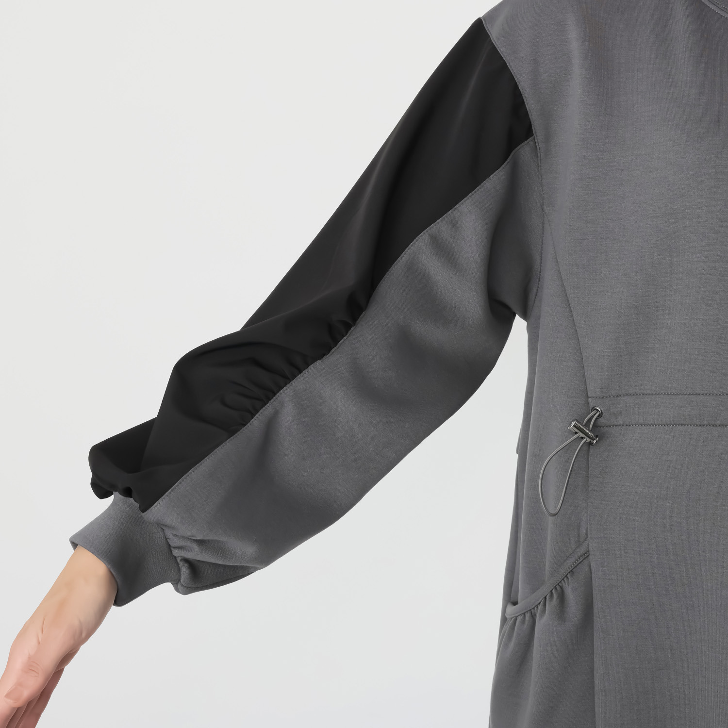 フェアリア　ビス 異素材ドッキング ワンピース