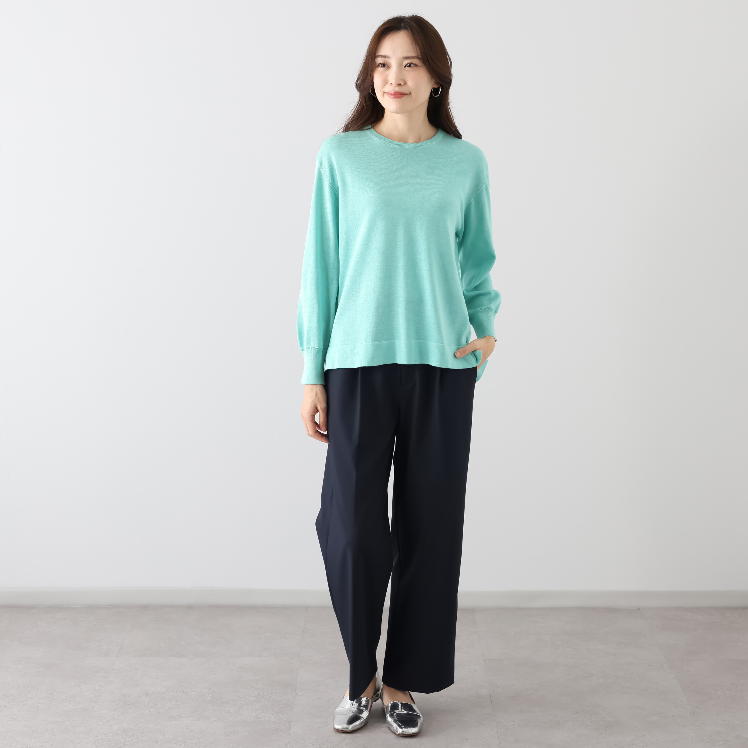 ソアージュ 希少なスビン綿１００％ とろける肌触りと 上品な光沢 クルーネック ニットプルオーバー