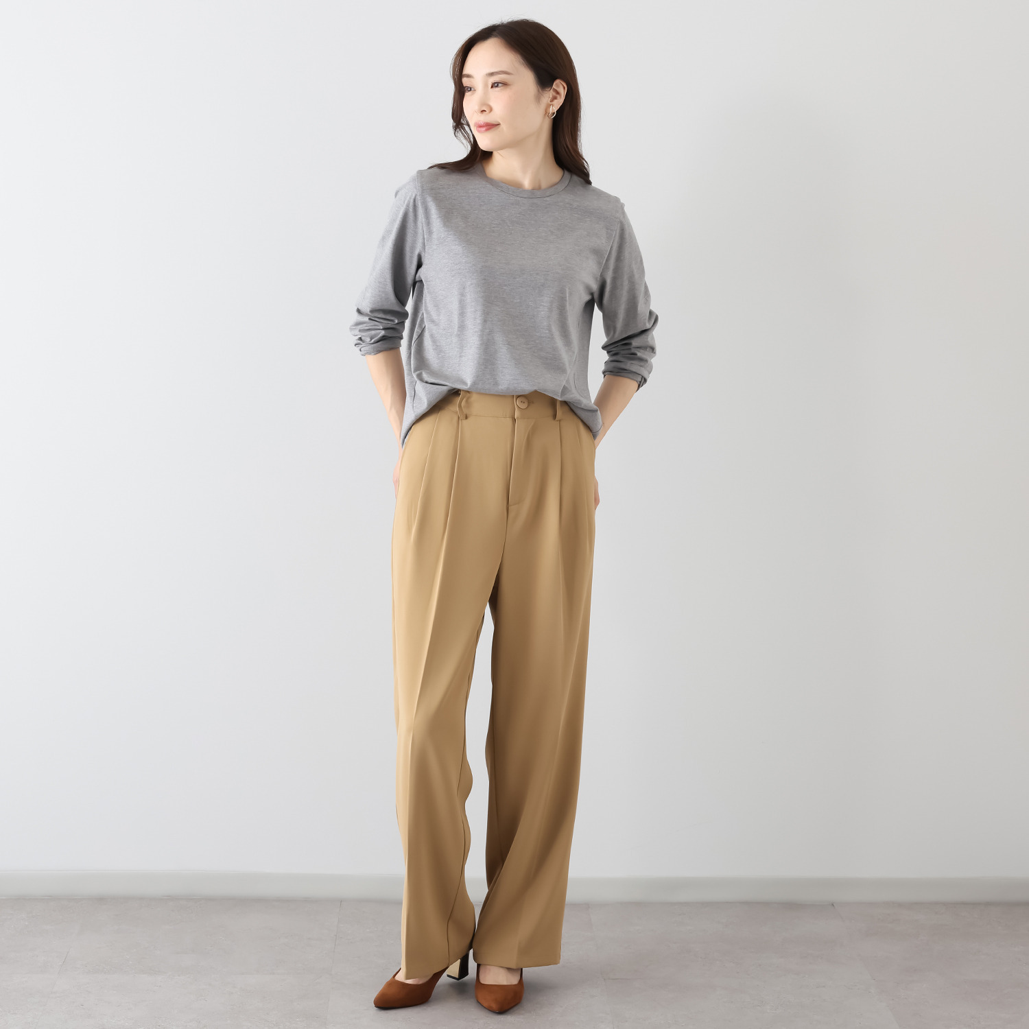 ソアージュ 希少なスビン綿１００％ とろける肌触りと 上品な光沢 ラウンドヘムデザイン カットソープルオーバー