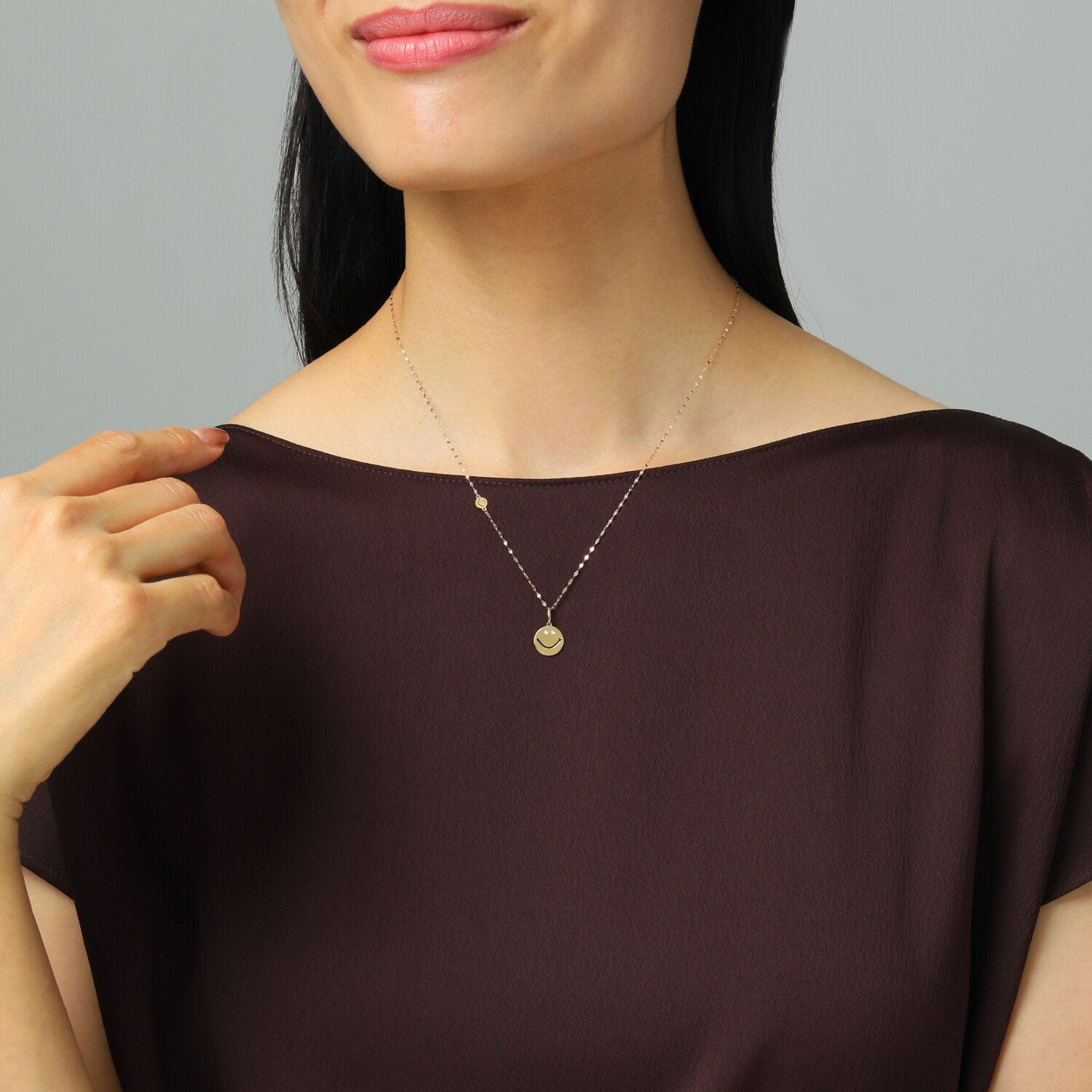 エクラプリュス １８Ｋ ダイヤモンドアイ スマイル ペンダントトップ