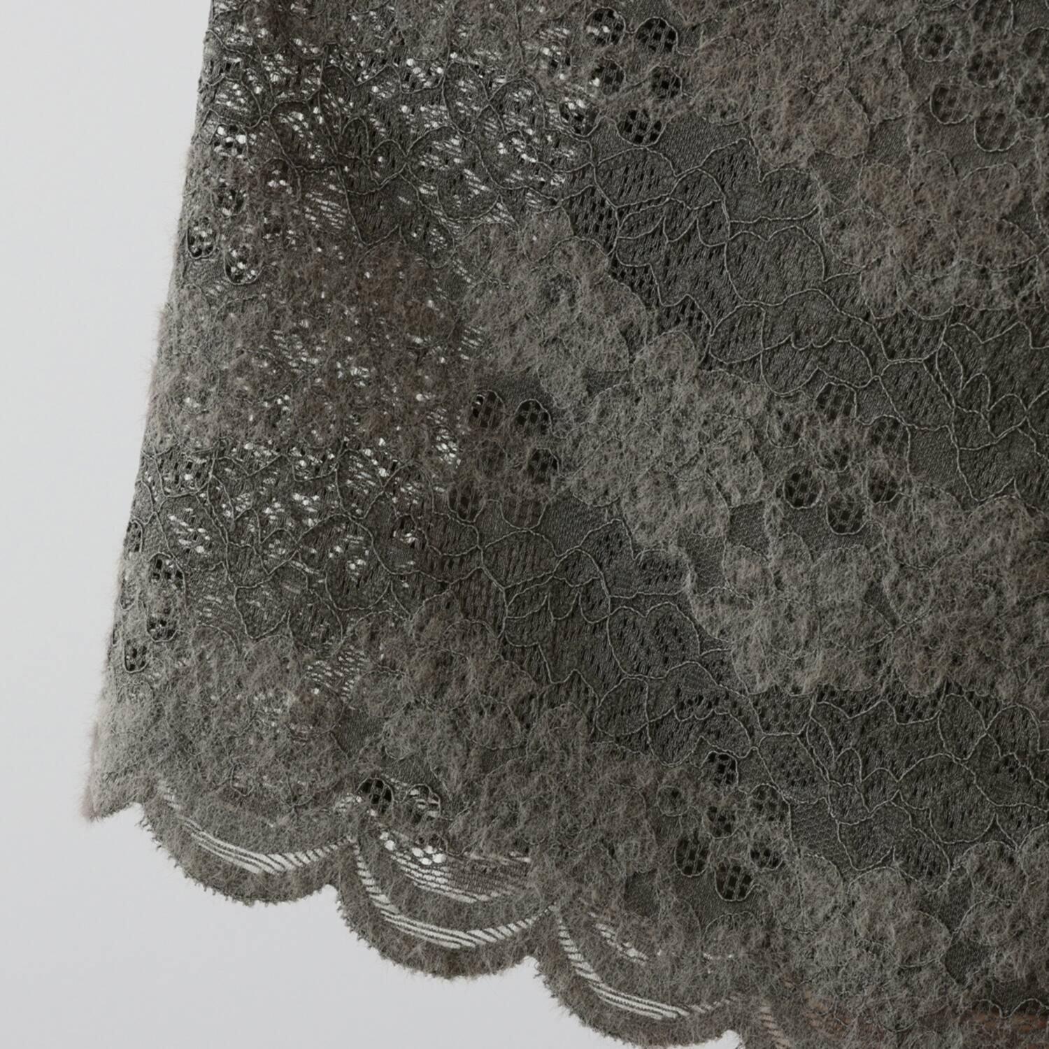 シルバーミントシュガー 裾見せでスタイリングする 重ね着に使える 起毛レース ペチパンツ