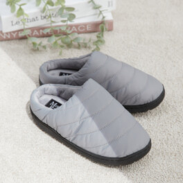 モスコビーリッチダウン 足もとの防寒対策に 冬ごもり ダウンルームシューズ