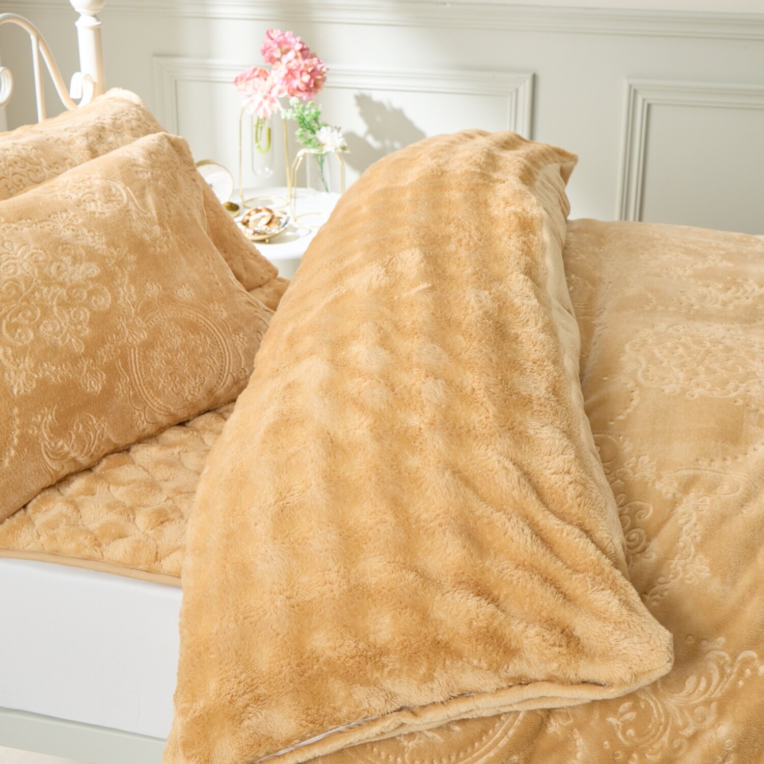 ｎｉｓｈｉｋａｗａ とろけるような 極上ファータッチ あったか吸湿発熱 ウォームラヴ 掛けふとんカバー ＜ダブル＞