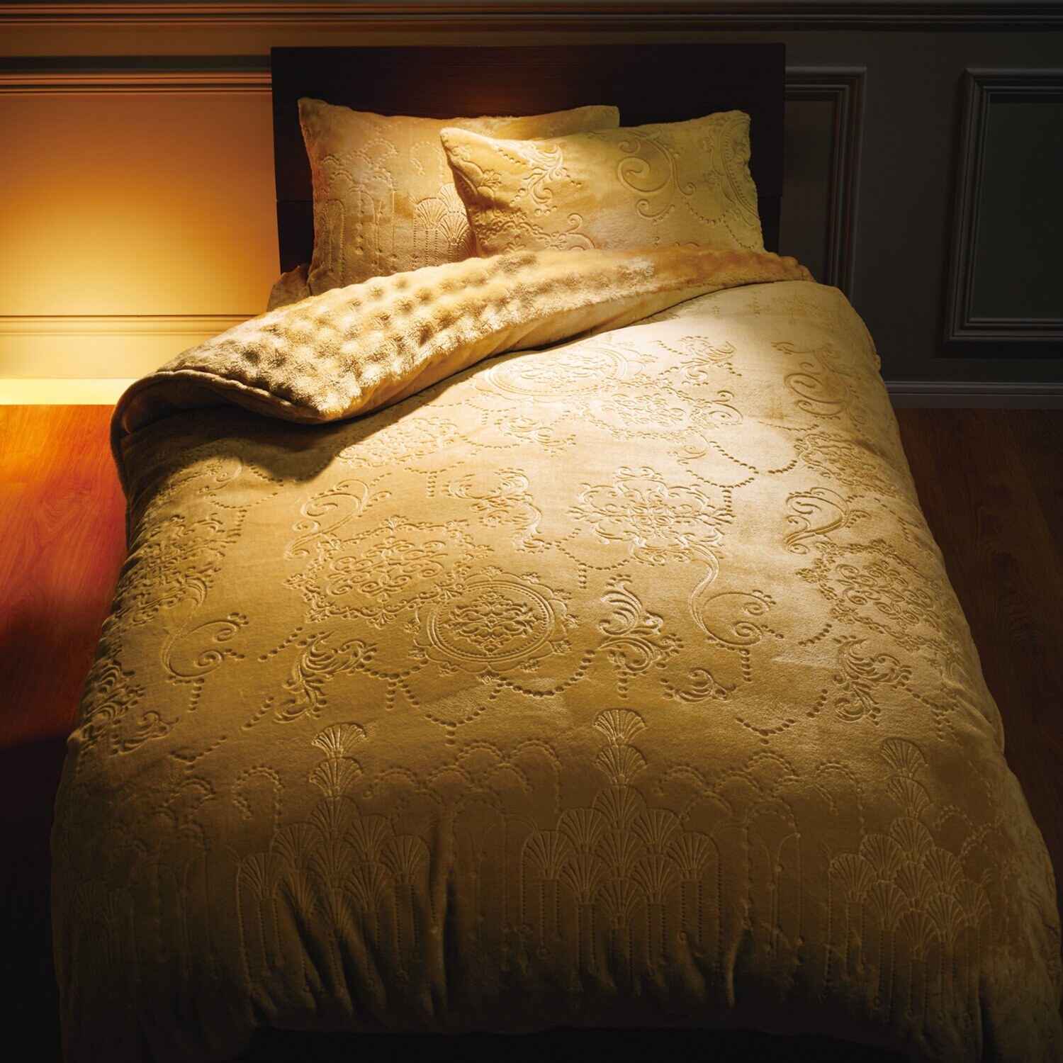 ｎｉｓｈｉｋａｗａ とろけるような 極上ファータッチ あったか吸湿発熱 ウォームラヴ 掛けふとんカバー ＜ダブル＞