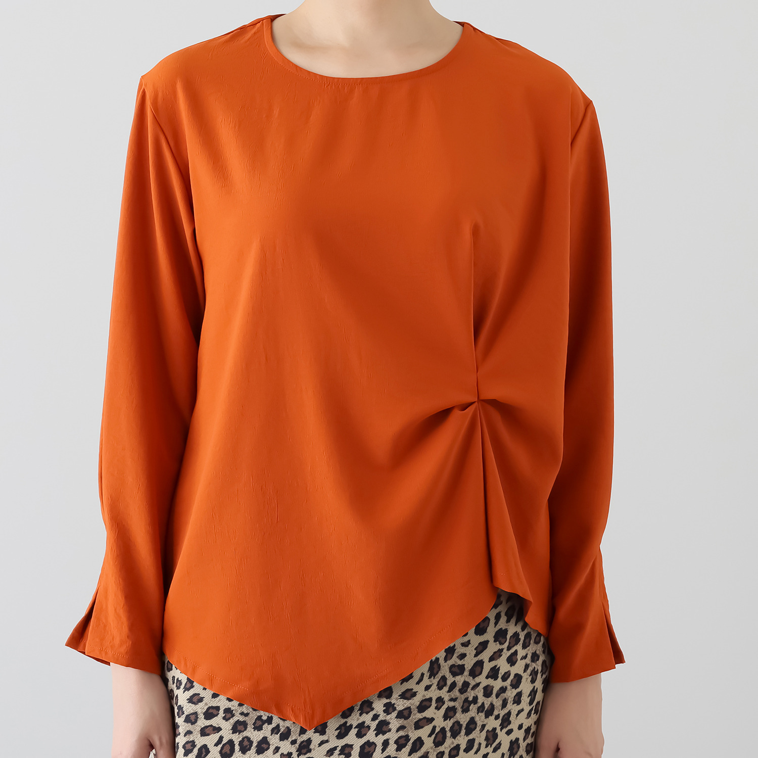 ルティア ドレープアクセント ブラウス