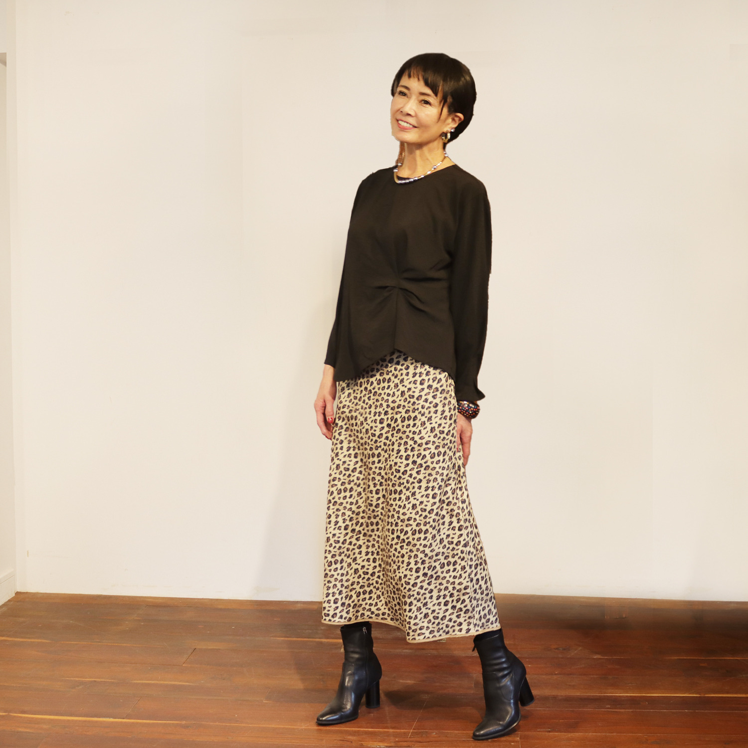 ルティア ドレープアクセント ブラウス