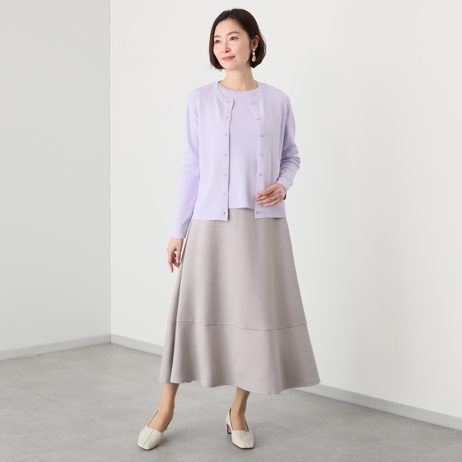 ルクオーレ きれい見え 総針編 ボタンアクセント ニットカーディガン