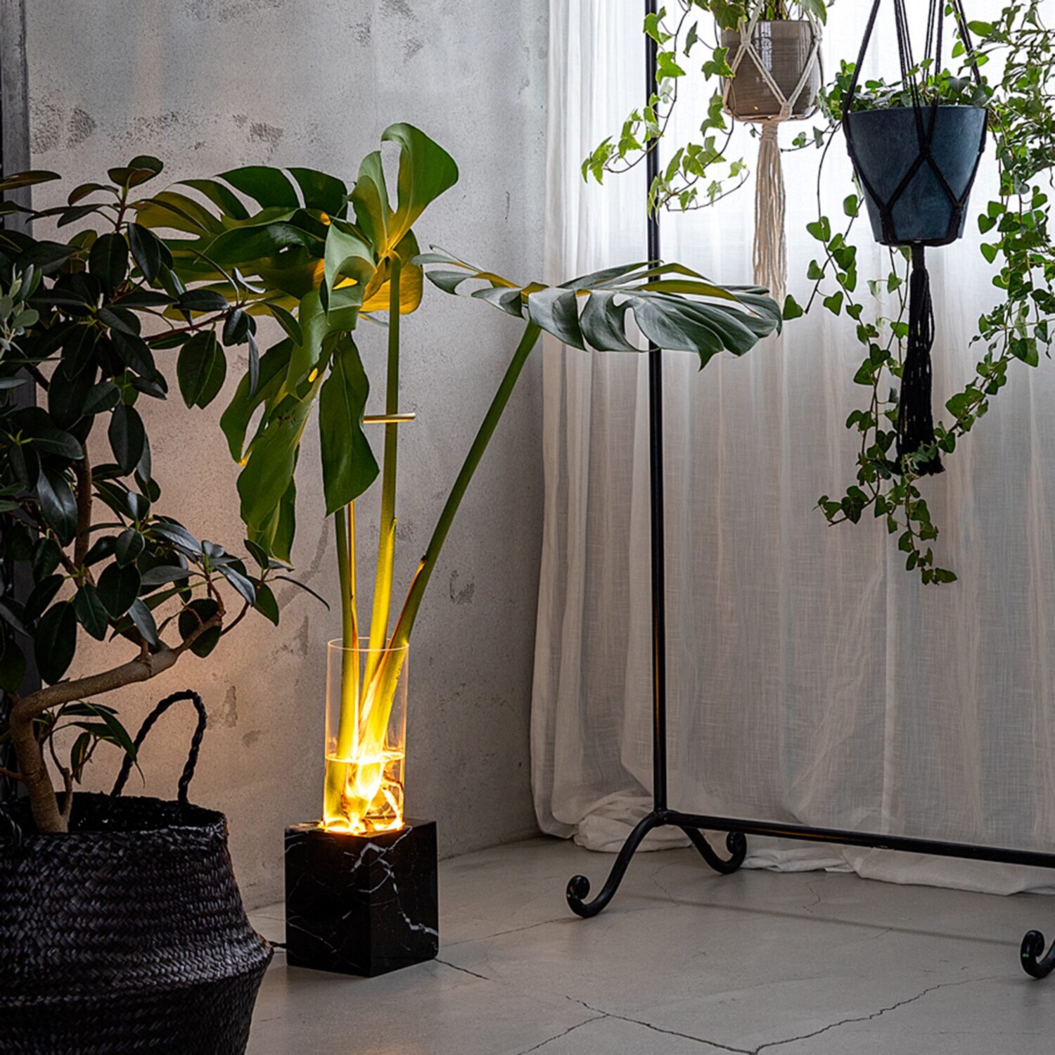 グラムエイト ルミナストーン フラワーベースランプ リモコン付