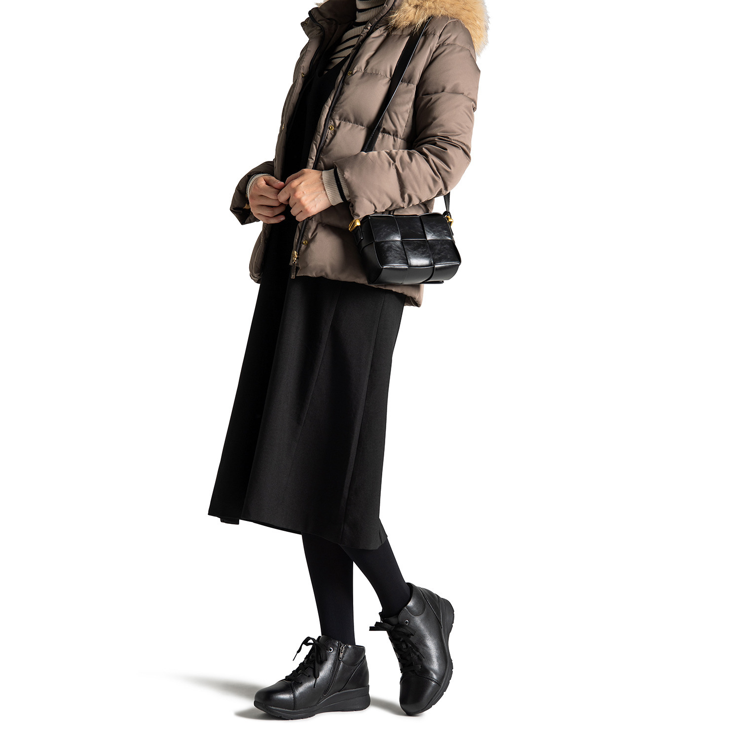 アーチフィッター 足裏の３点アーチを 正しい位置でサポート！ 足首安定ウォーキング １２６