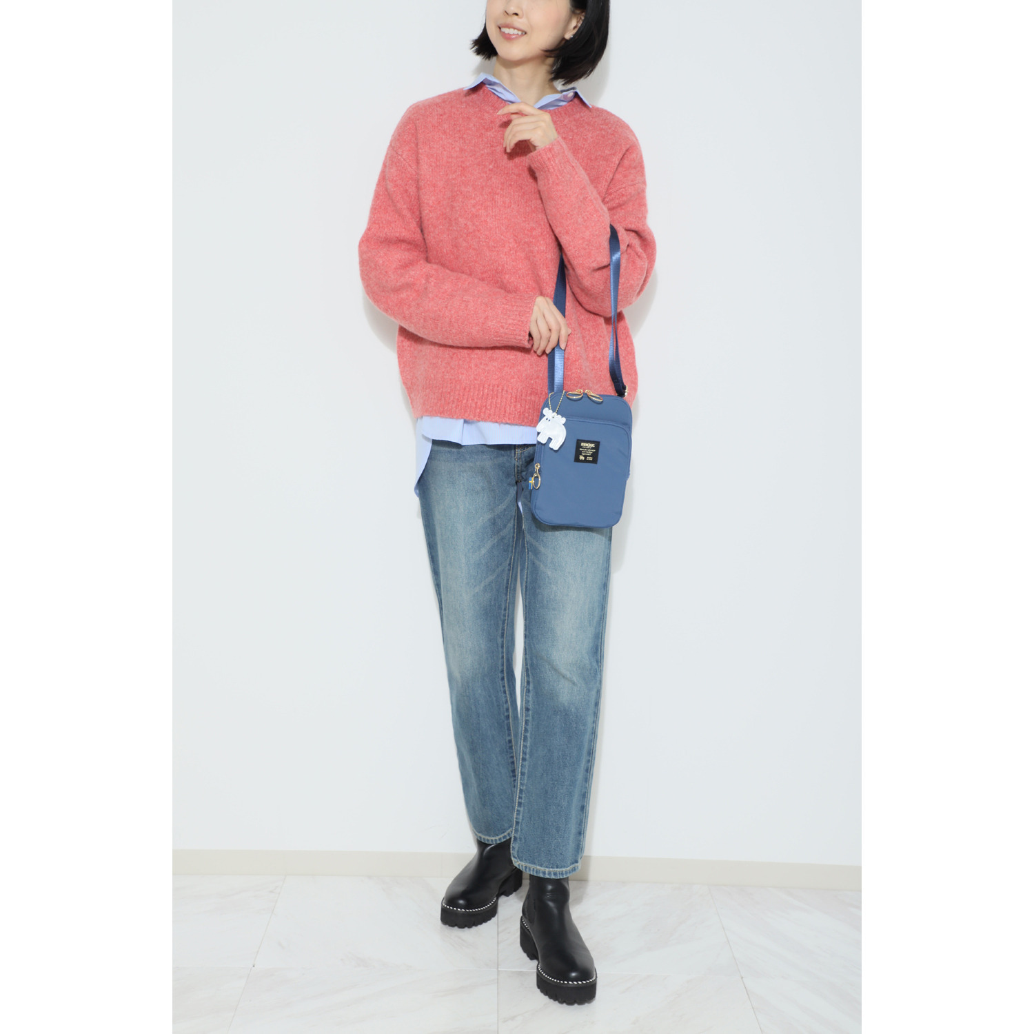 モズ エルクデザインチャーム付 はっ水ナイロン 超軽量ポシェット