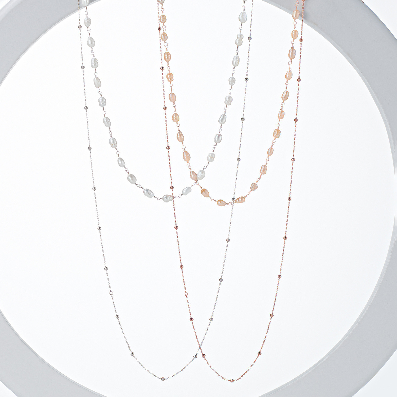 カリーナ・ペルラ 毎日を彩る ジュエリー３点セット！ 淡水パールネックレス＆ ステンレスネックレス＆ アジャスター付マグネット 〜リエゾン　トリニティ〜