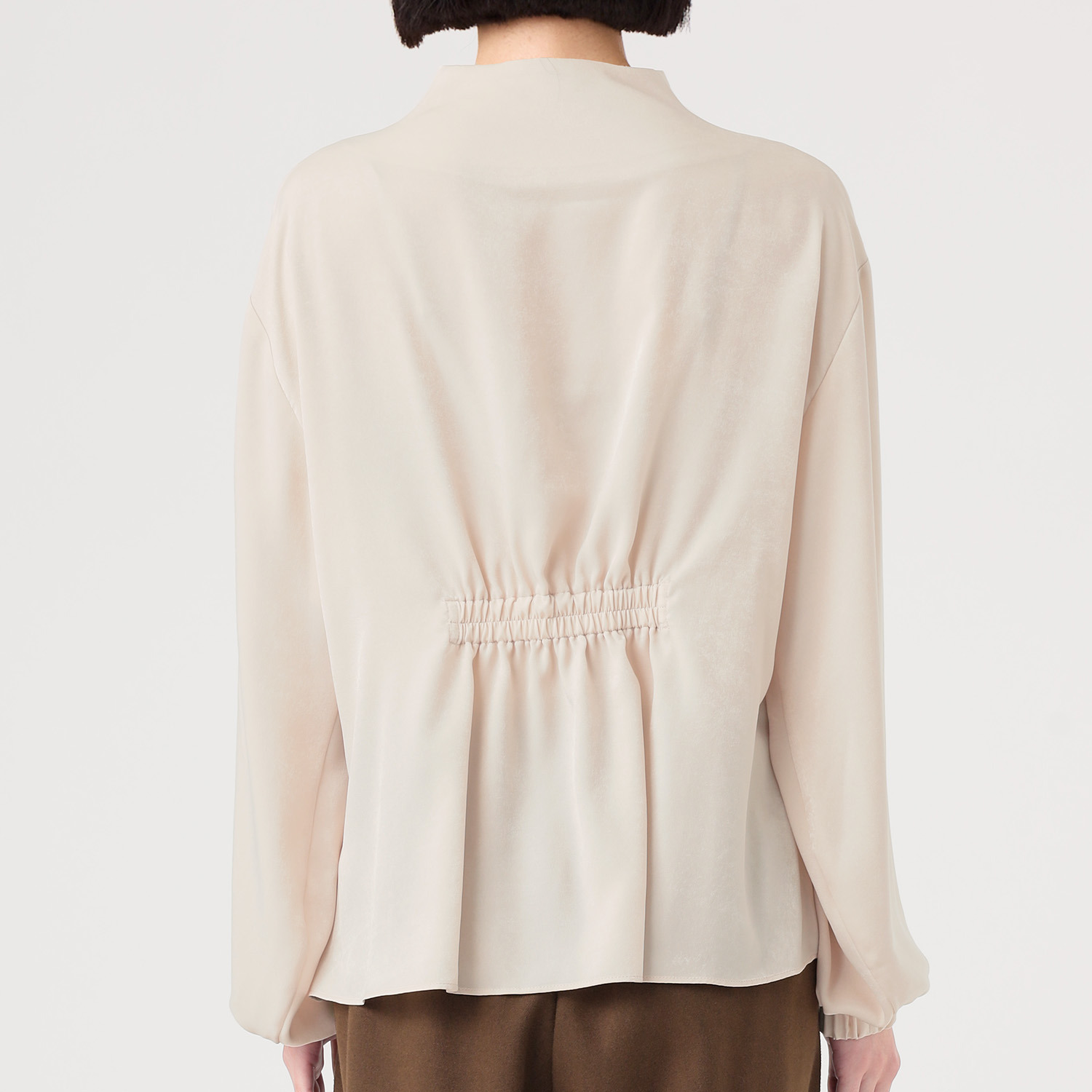 イフェメル／ ダブルフェーストーキョー 日本製 ウエストタック ハイネックブラウス