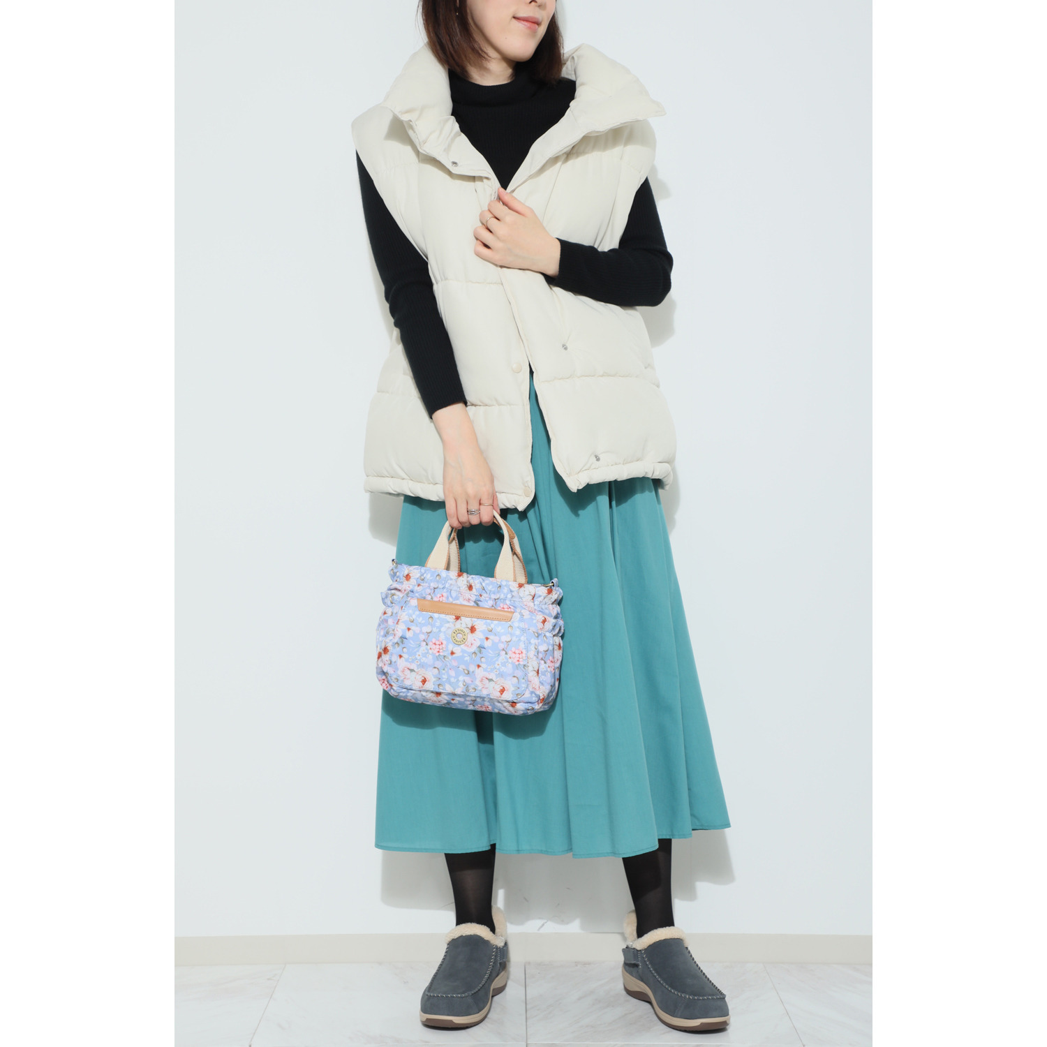 ビサイユ はっ水 “ヌートピア” 花柄２ウェイバッグ