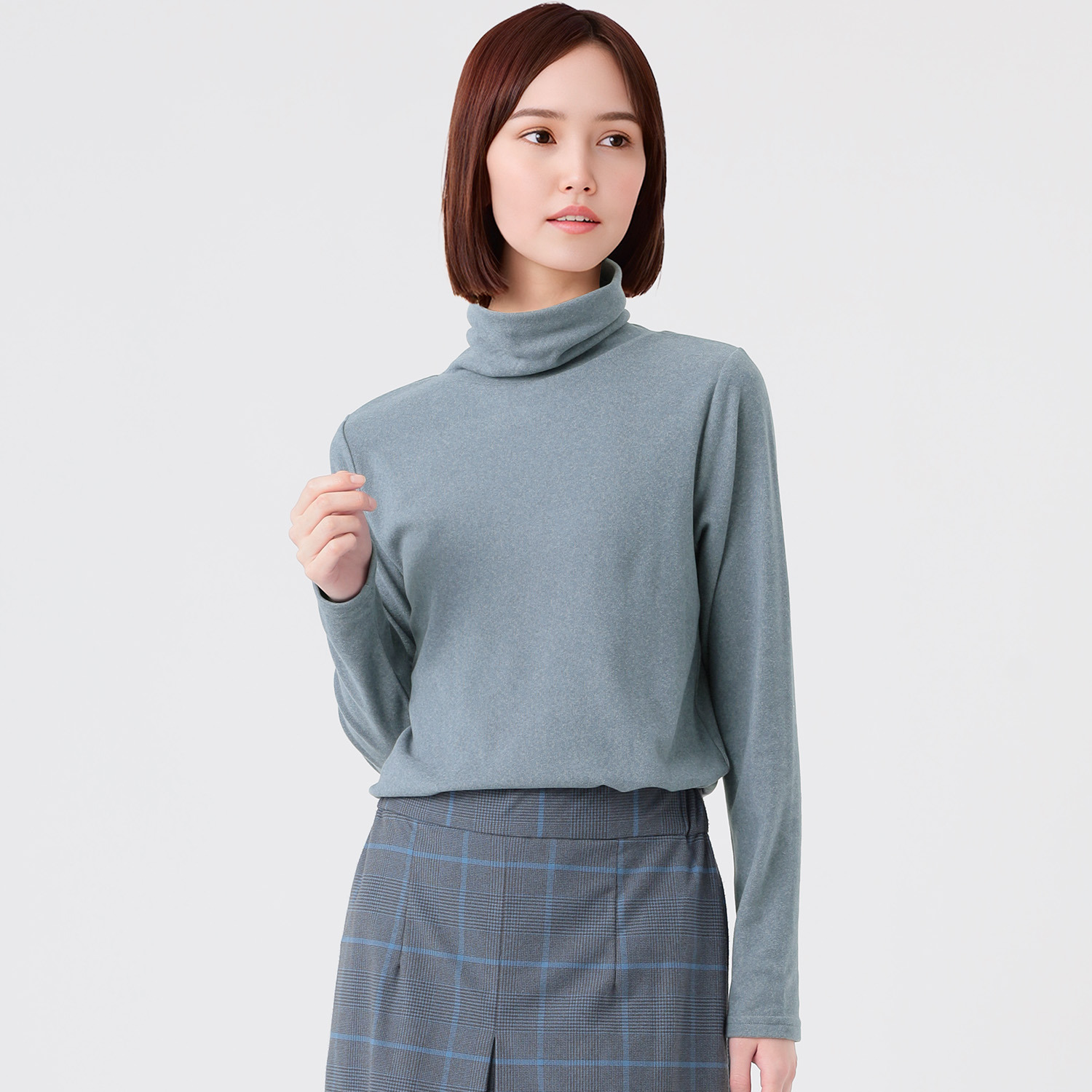 エムエムオー 吸湿発熱 スムース タートルネック プルオーバー