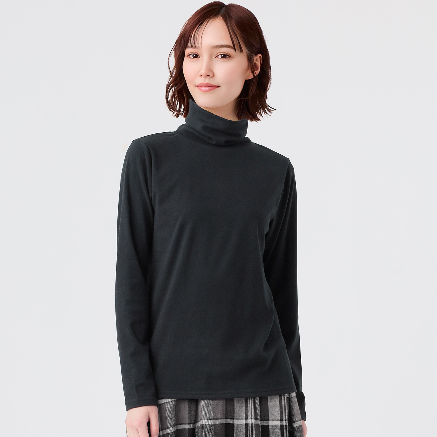 エムエムオー 吸湿発熱 スムース タートルネック プルオーバー
