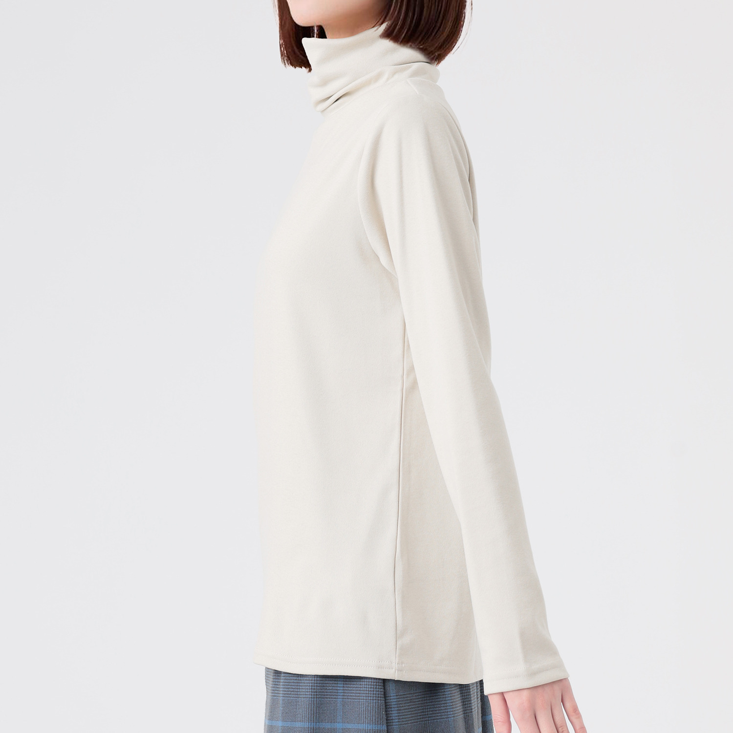 エムエムオー 吸湿発熱 スムース タートルネック プルオーバー