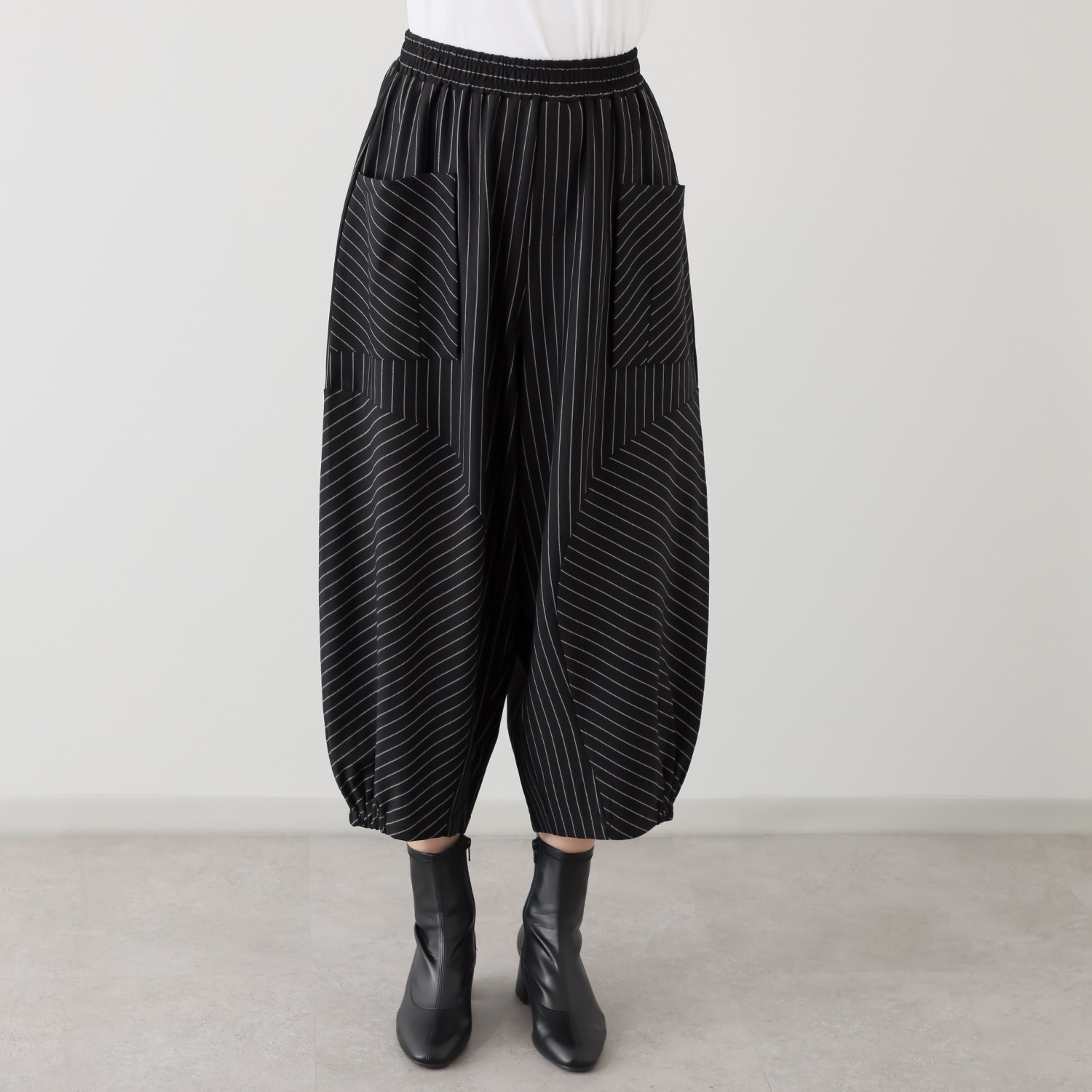 コイビトミサキ 切替デザイン コクーンシルエット パンツ