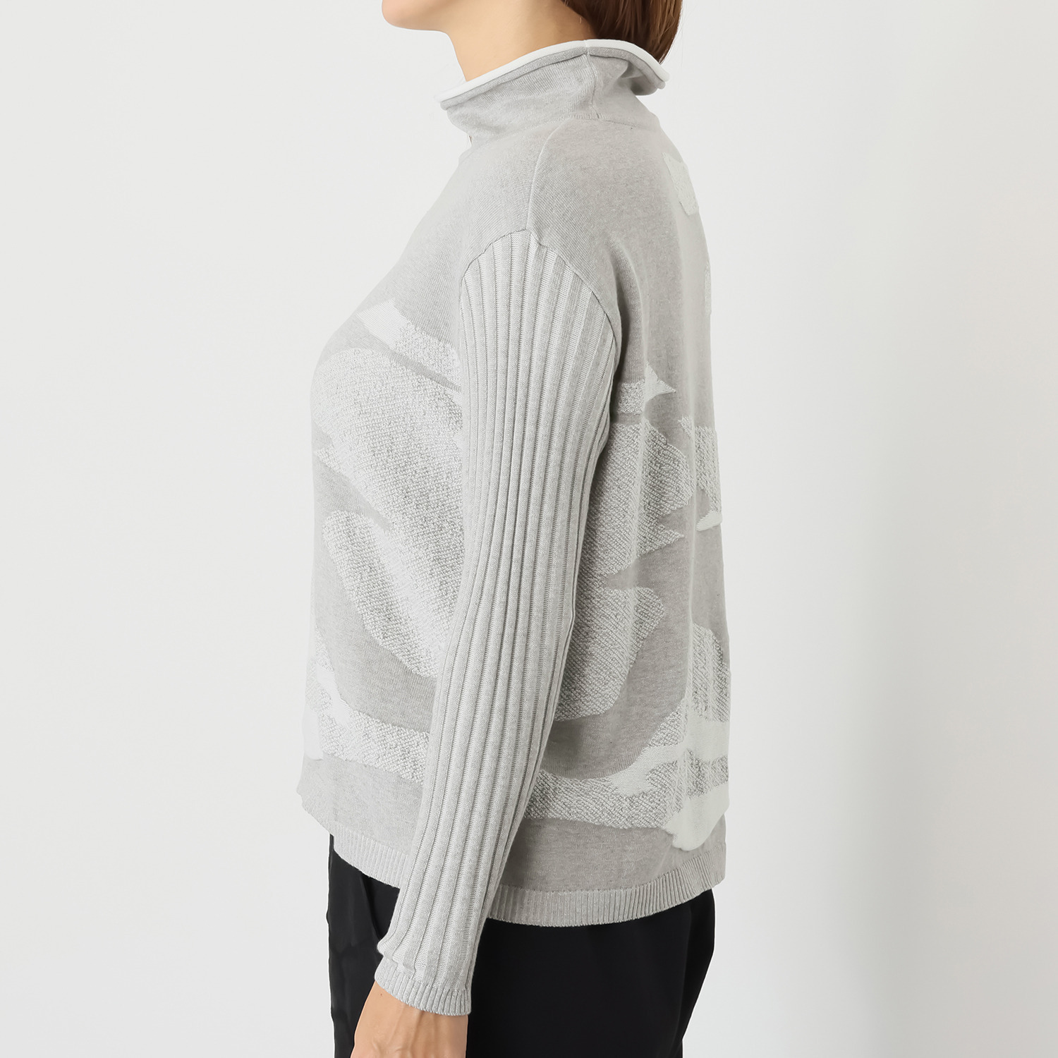 ヨシヨシ バイ　ピージェイ オリジナルジャガード編 ボックスシルエット ハイネックプルオーバー