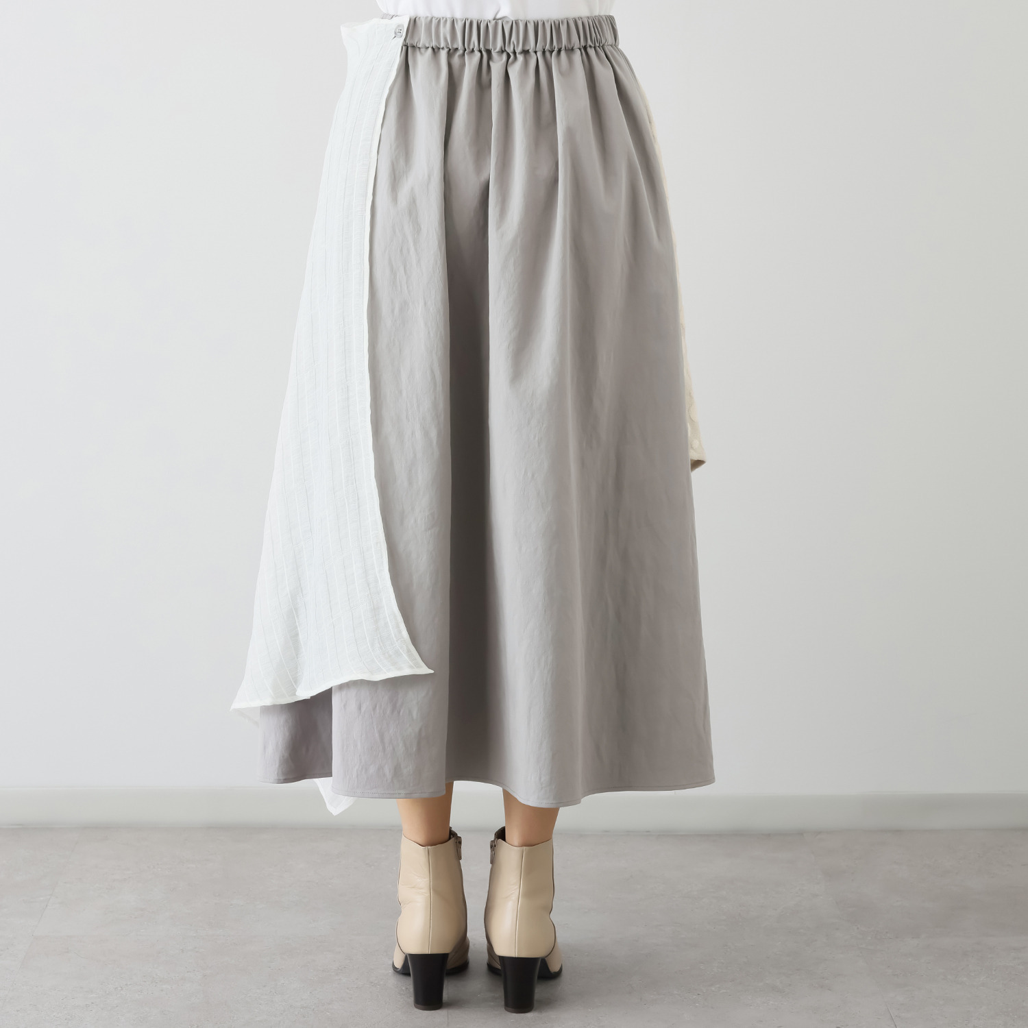 ヨシヨシ バイ　ピージェイ 異素材切替 Ａラインシルエット デザインフリルスカート